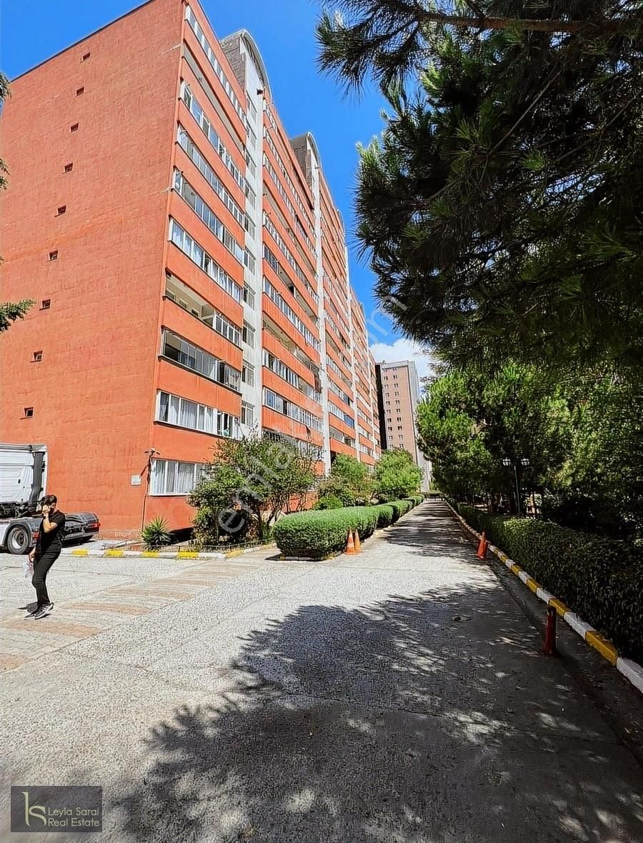 Esenyurt Mevlana Satılık Daire GÜNAYDIN SİTESİ METROBÜS MARMARA PARK e5 2.PARALEL SATILIK 3+1