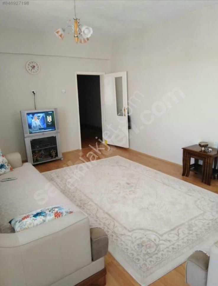 Yerköy Gültepe Satılık Daire GÜLTEPE MAHALLESİNDE SATILIK DAİRE🏡