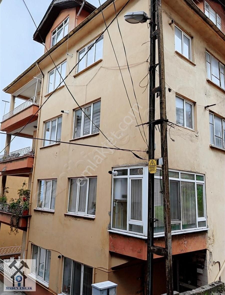 Zonguldak Merkez Meşrutiyet Satılık Bina Yayla Mahhallesi Satılık Komple Dört Katlı bina