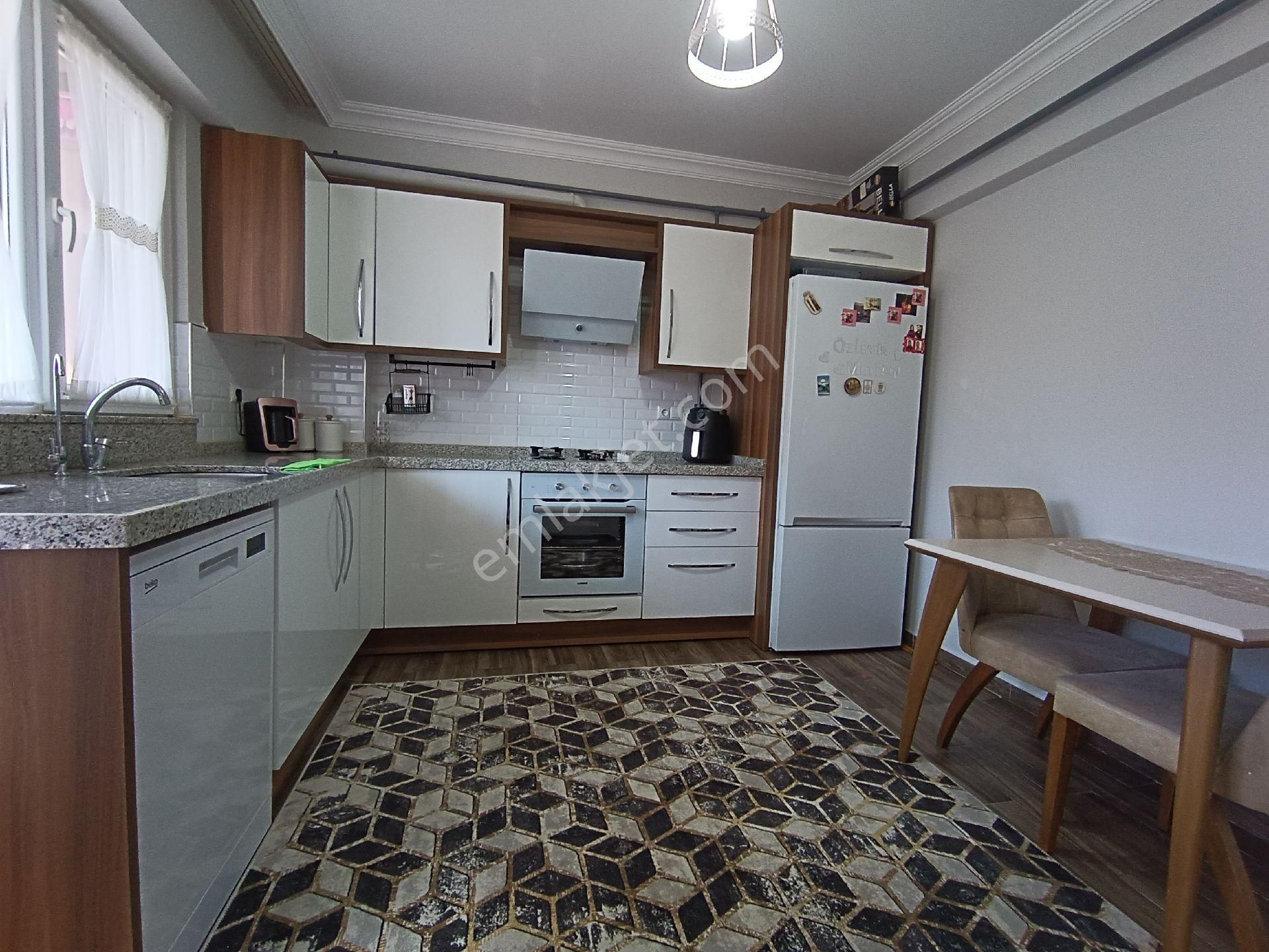 Roma' Dan Kozluca Yolu Ozan Sitesinde Satılık Daire - Görsel 16