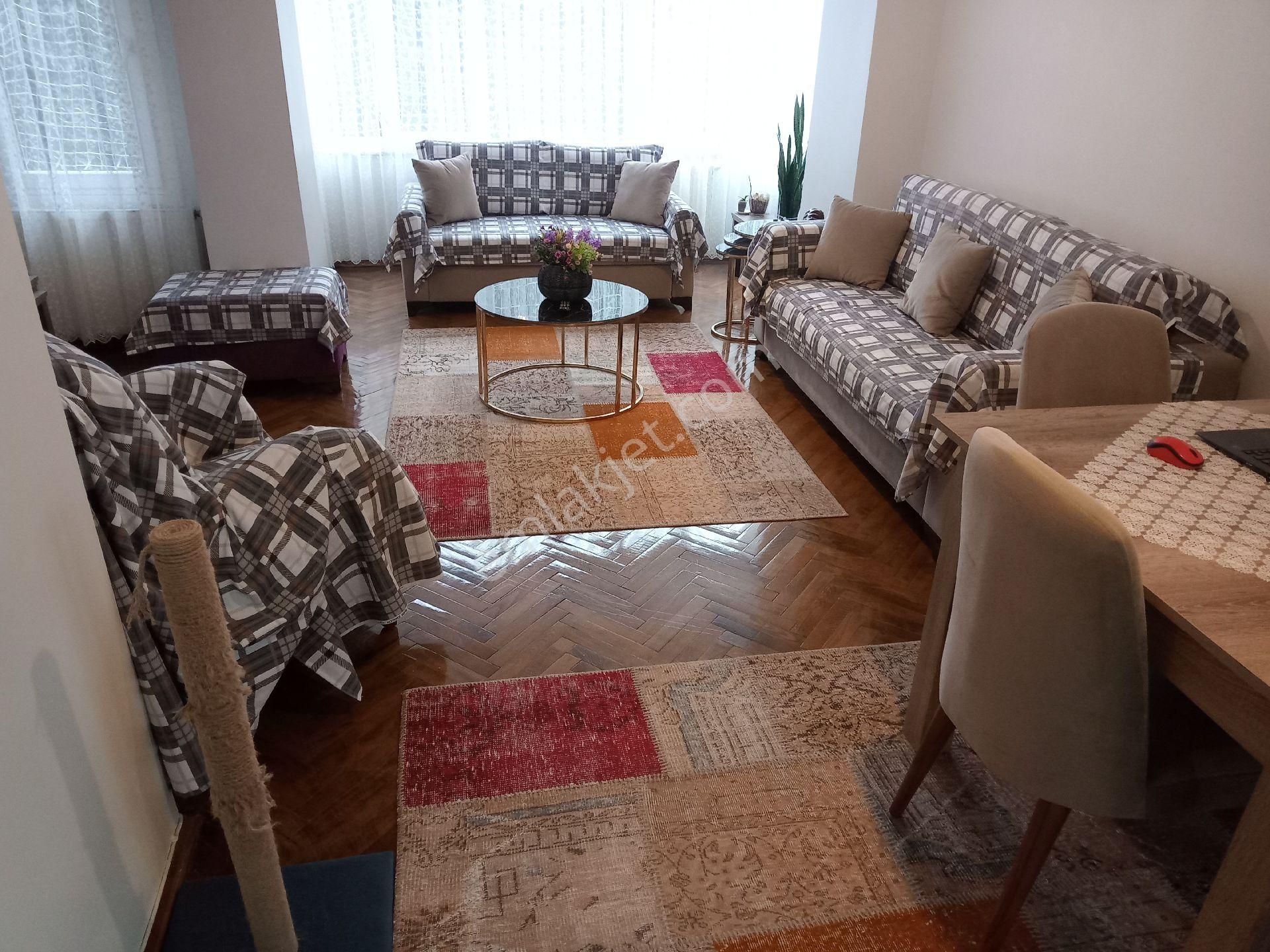 Sarıyer Tarabya Satılık Daire tarabyada site içinde SATILIK 2+1 daire