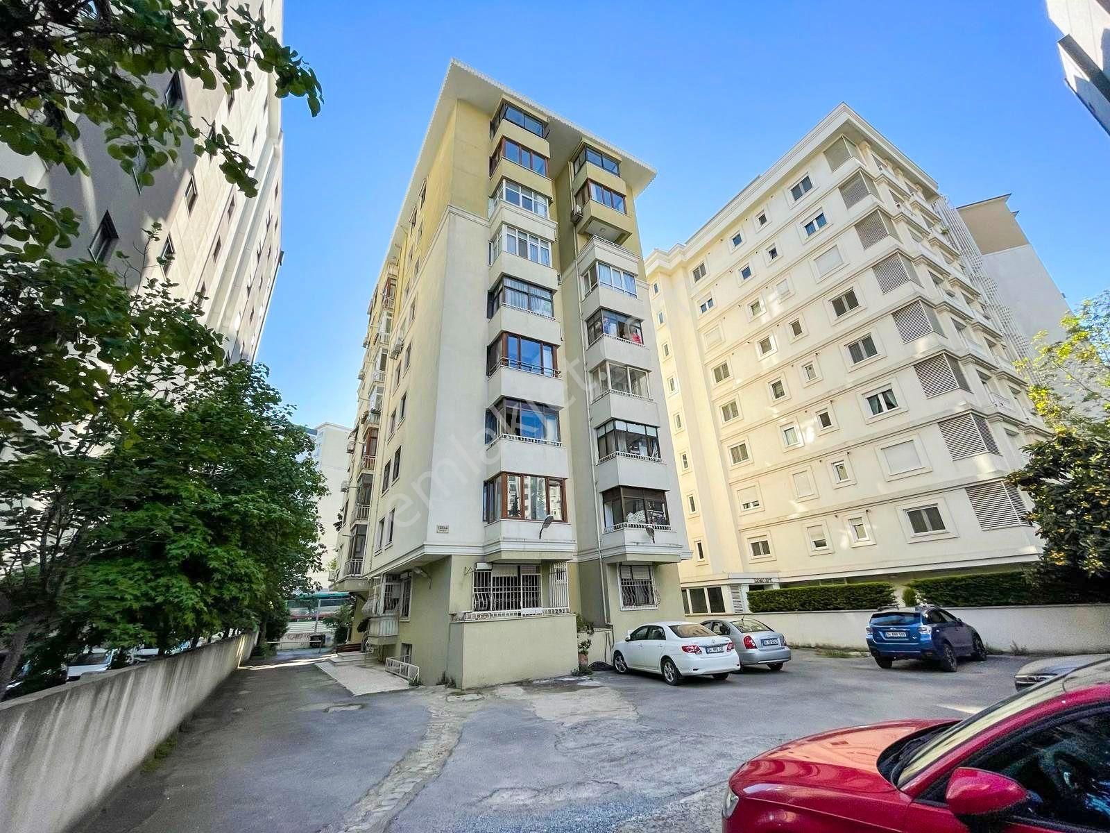 Kadıköy Suadiye Kiralık Daire  SUADİYEDE MARMARAY YANI 3+1 FERAH DAİRE