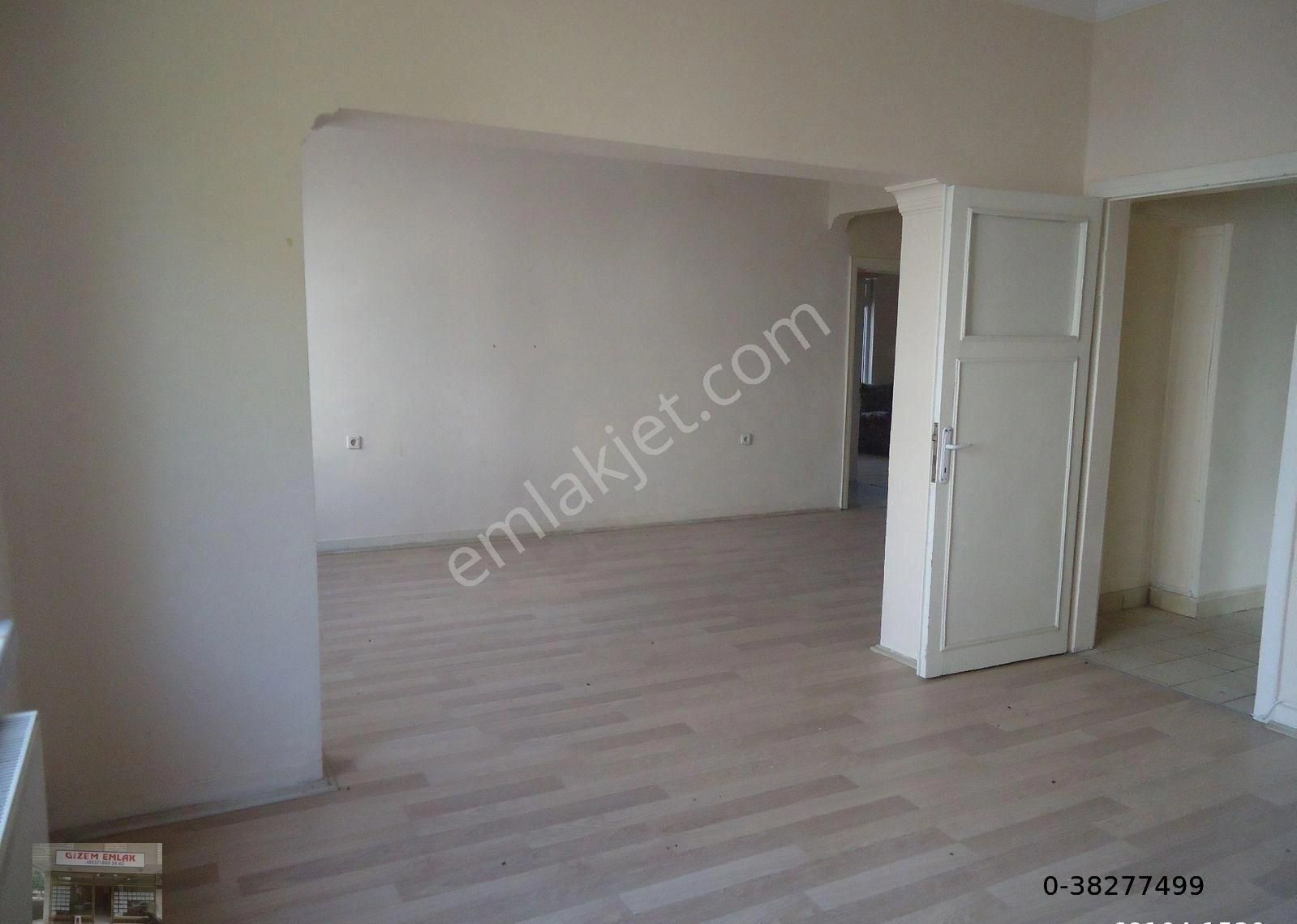 Altındağ Aydınlıkevler Satılık Daire AYDINLIKEVLERDE KAT EKSİĞİ OLAN BİNADA 3+1 SATILIK DAİRE GİZEM EMLAKTAN