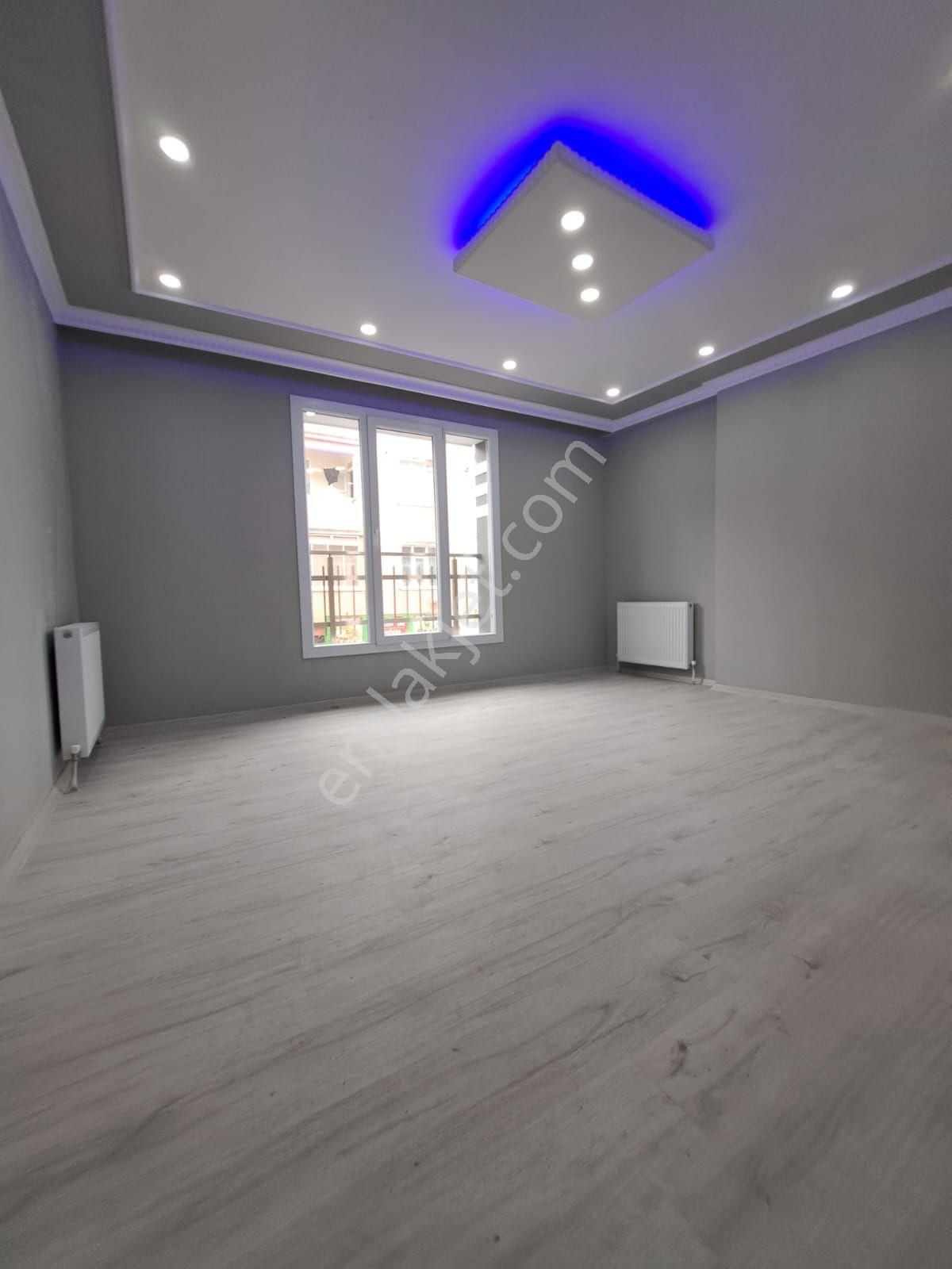 Arnavutköy İslambey Satılık Daire Arnavutköy İslambey Mahallesi 2+1 110m2 arakat daire