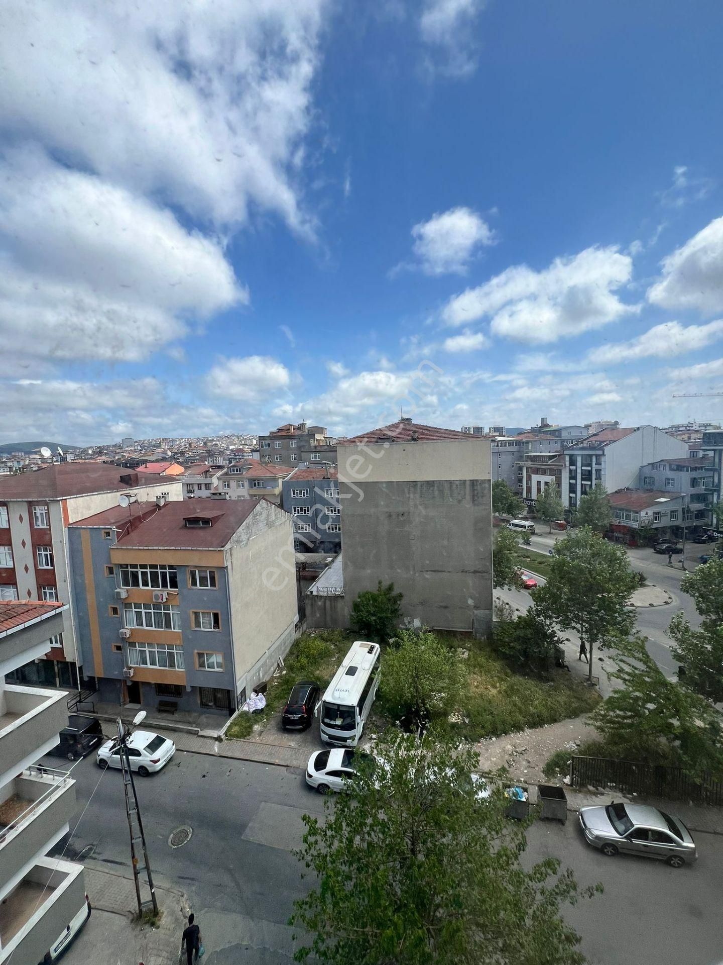 Sancaktepe Atatürk Satılık Daire  SANCAKTEPE SARIGAZİ ATATÜRK MH METRO YAKIN 3+1 SATILIK DAİRE