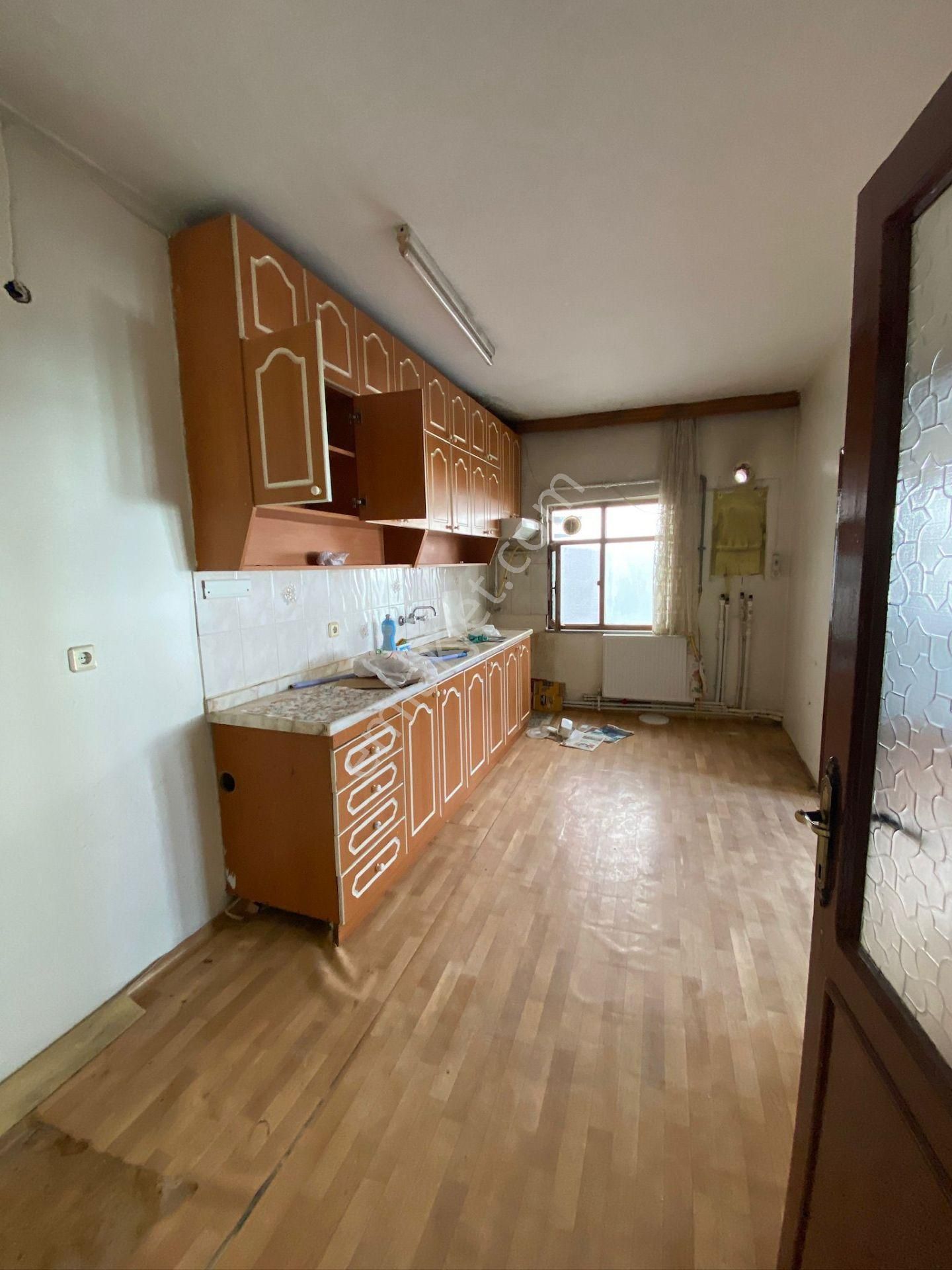 Cumayeri Yeni Kiralık Daire  12-ŞEKER EMLAKTAN 2+1 125m2 KİRALIK DAİRE  ŞEKER EMLAKTAN 