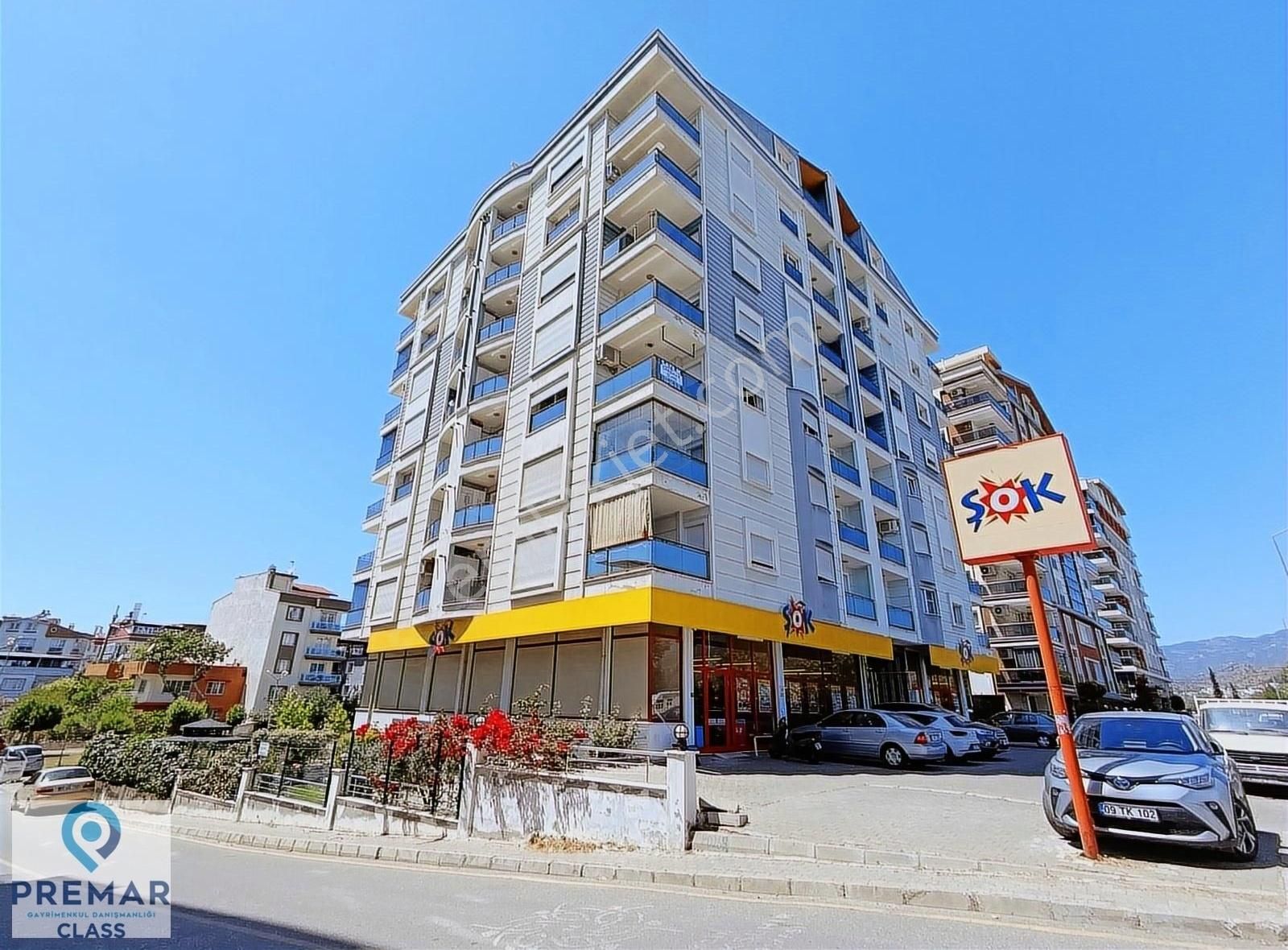 Efeler Adnan Menderes Satılık Daire Adnan Menderes mahallesinde satılık lüx daire