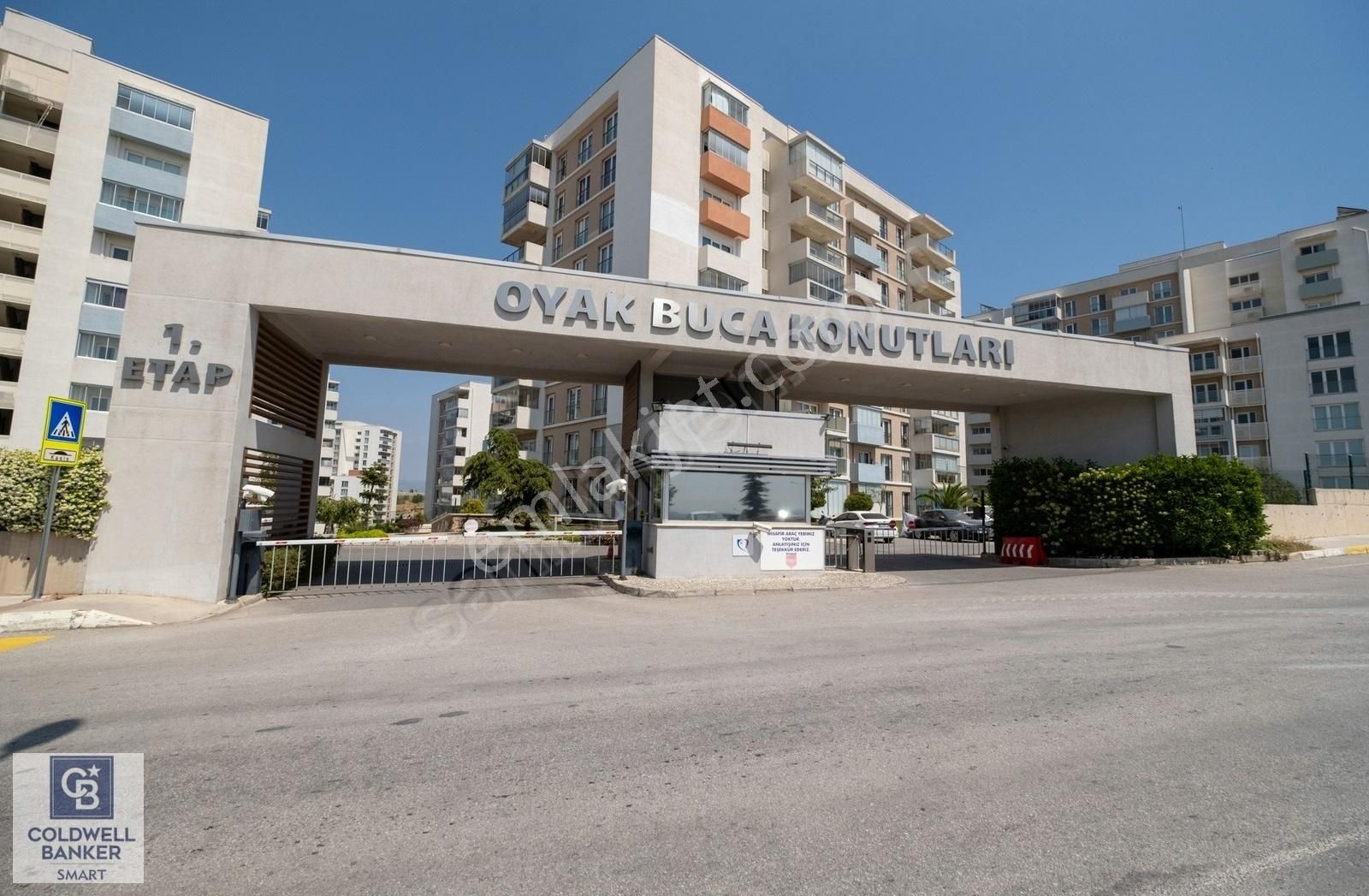 İzmir Buca Site İçerisinde Satılık Daire BUCA OYAK SİTESİ 1. ETAPTA ARAKAT SATILIK 3+1 DAİRE