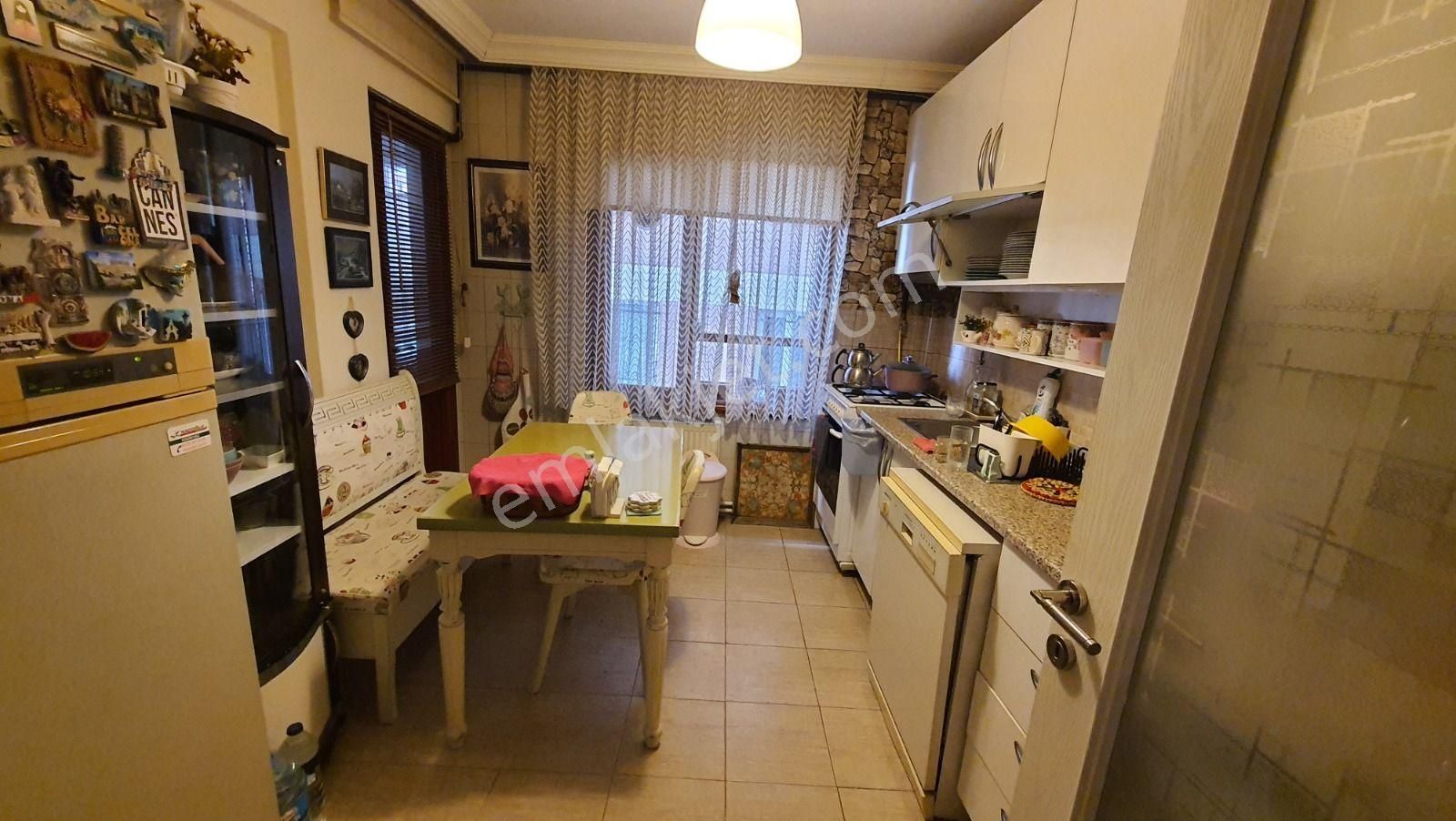 Maltepe Altıntepe Kiralık Daire  Altıntepe Bostancı Sınırında 1 Yıllık Peşin Geniş 2+1