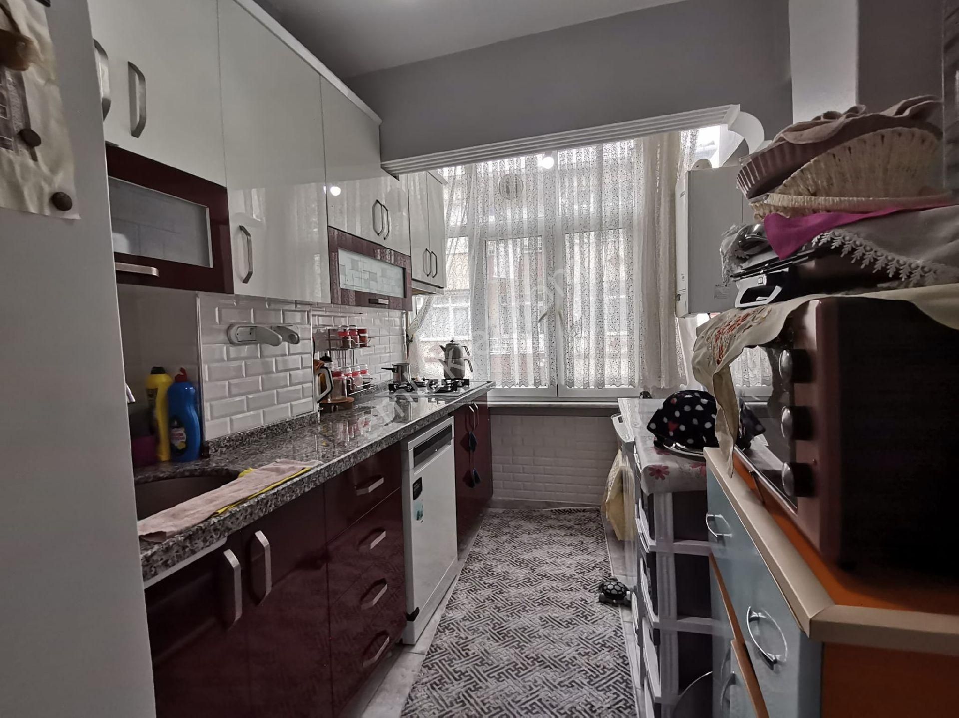 Güngören Mareşal Çakmak Satılık Daire ATABAY EMLAK'TAN M.ÇAKMAK MAH ARA KAT 2+1 MASRAFSIZ SATILIK DAİRE