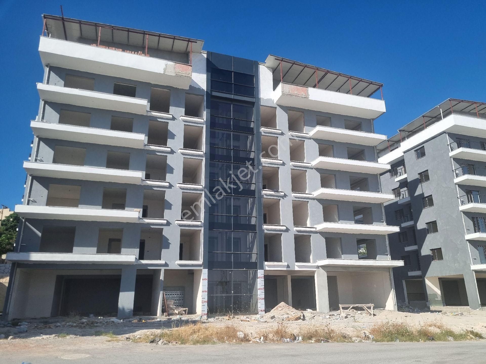 Menemen Atatürk Satılık Daire Menemen Site İçinde Projeden Satılık 3+1 Daire