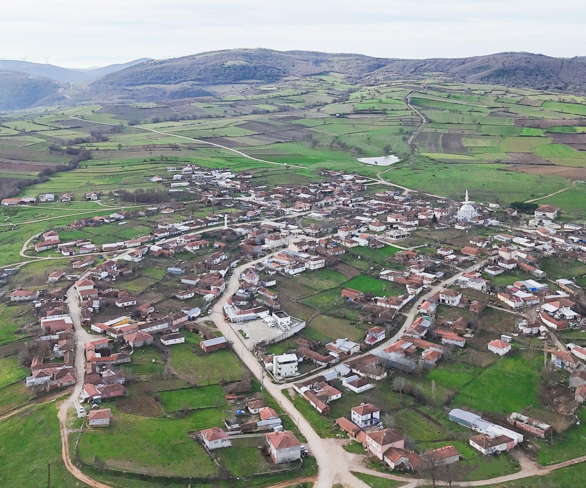 Susurluk Reşadiye Satılık Villa İmarlı  BALIKESİR SUSURLUK REŞADİYE MAHALLESİNDE SATILIK İMARLI ARSA