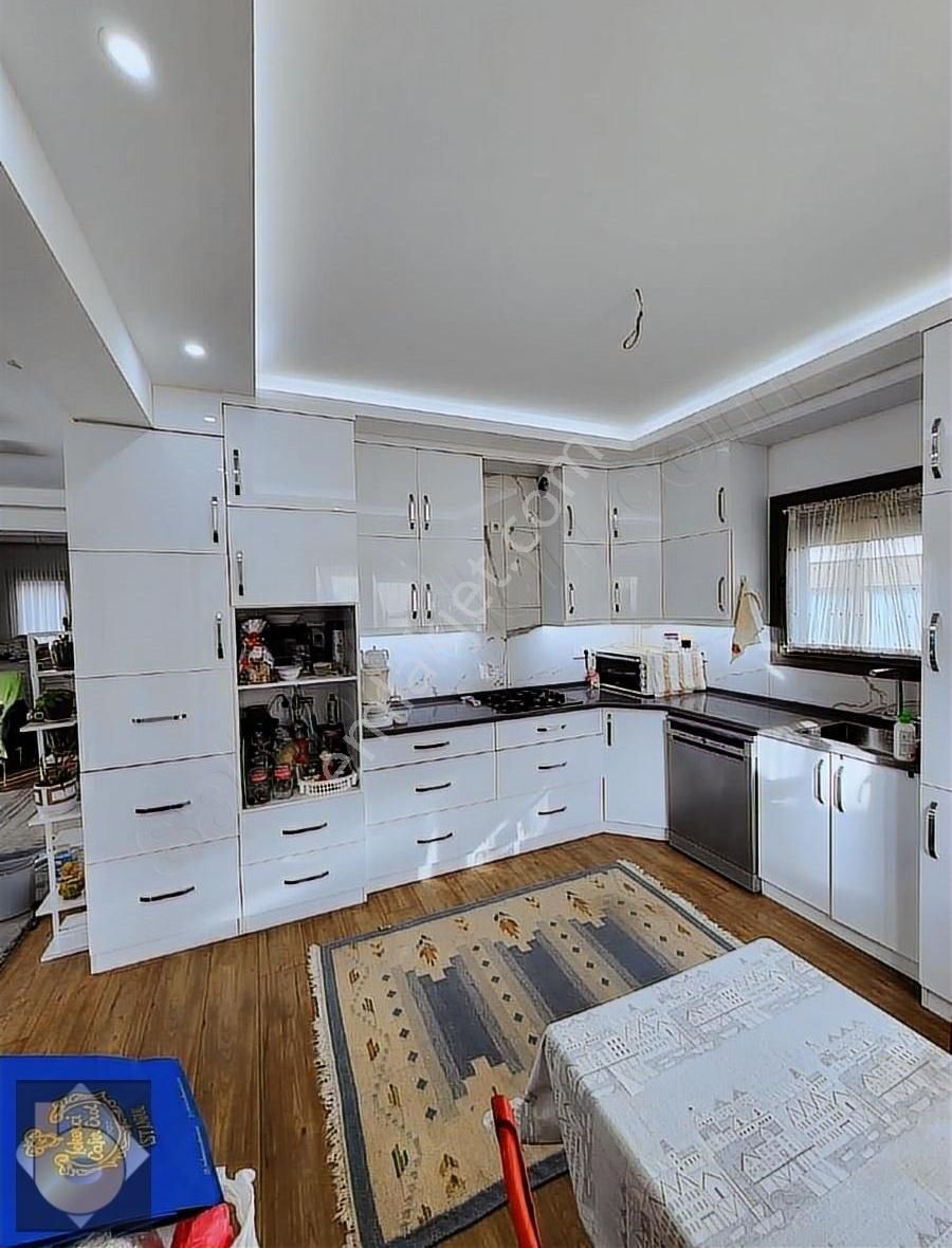 Fethiye Akarca Denize Sıfır Satılık Villa FETHİYE AKARCA MAHALLESİNDE SATİLİK ASANSÖRLÜ 7+1 VİLLA