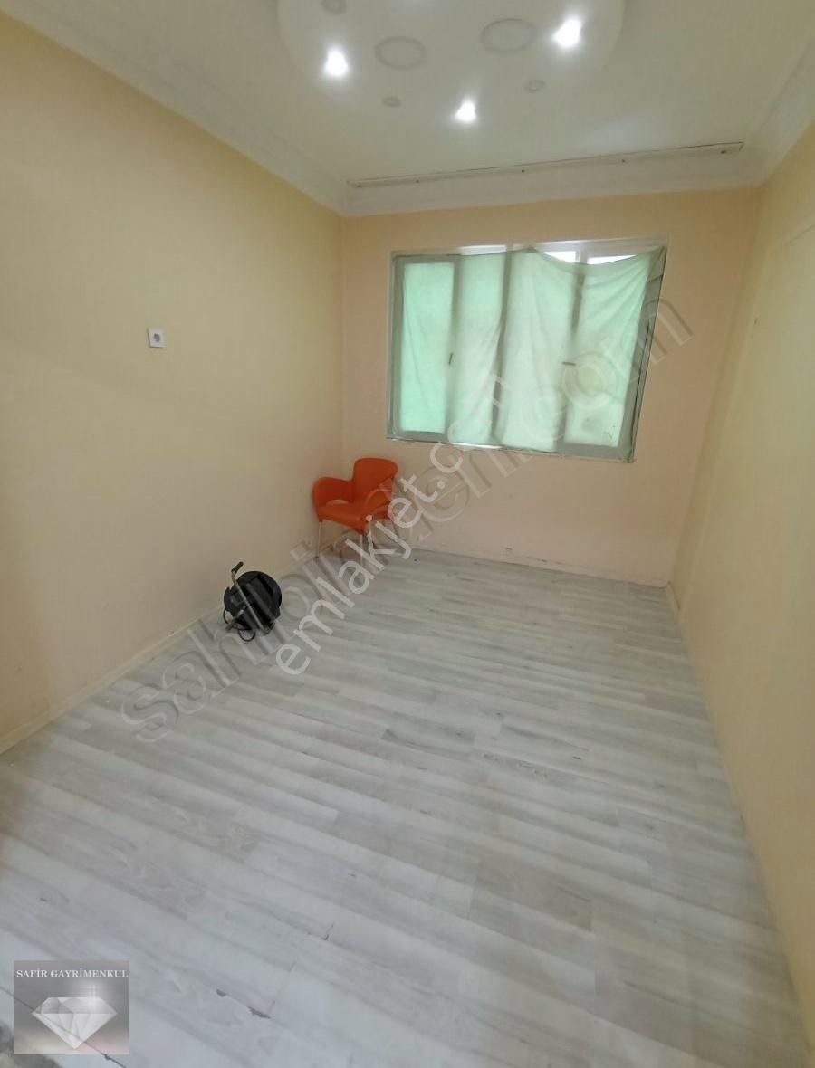 Fatih Yedikule Kiralık Daire SAFİR GAYRİMENKUL 2+1 GİRİŞ KAT BAHÇELİ KİRALIK DAİRE