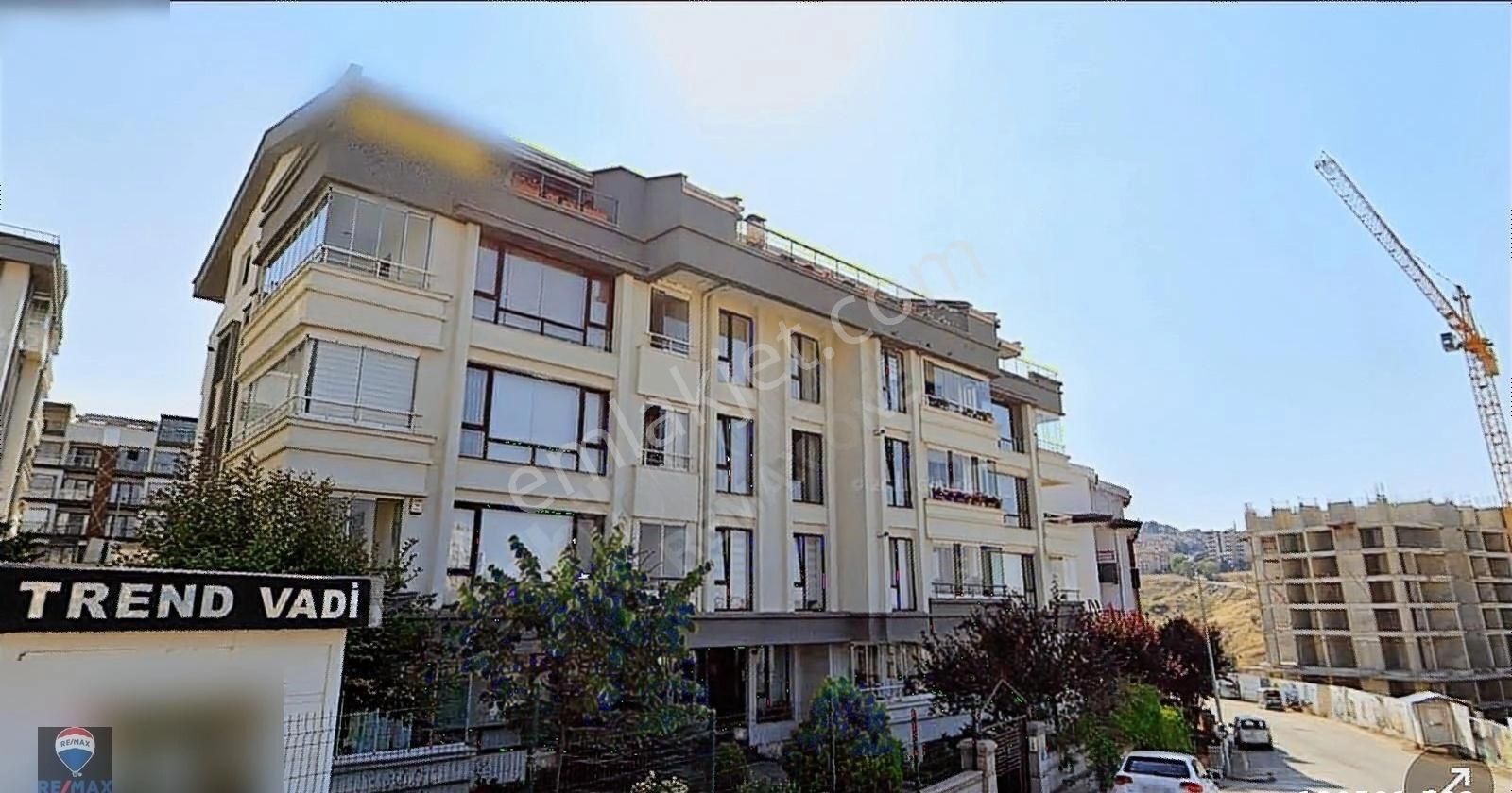 Çankaya Yukarı Dikmen Satılık Daire HİLAL MAHALLESİNDE ASANSÖRLÜ BAKIMLI 3+1 DAİRE