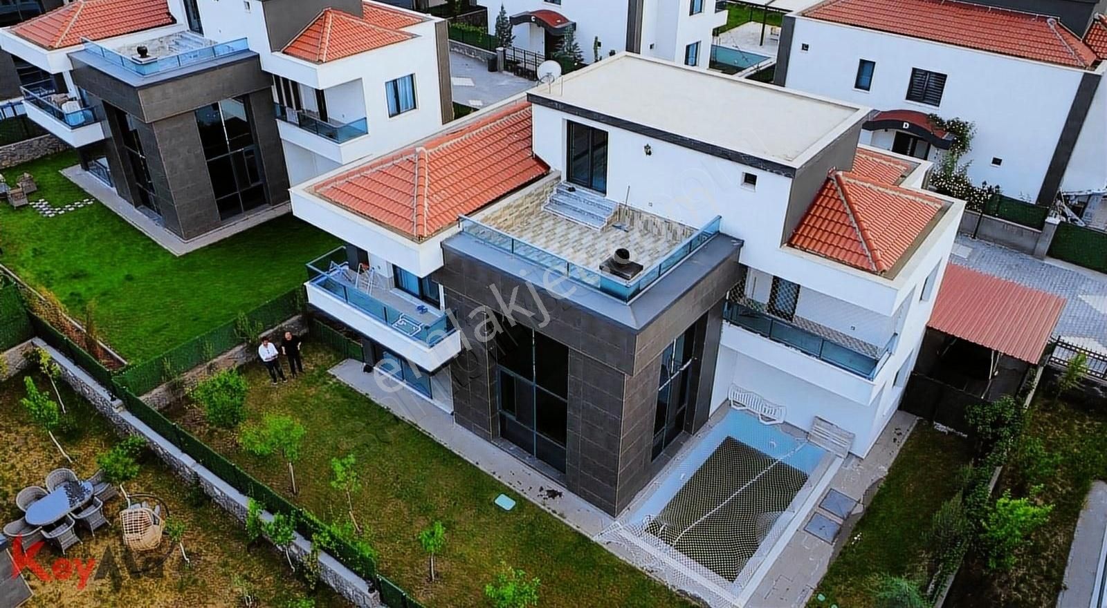 Sur Yukarıkılıçtaşı Satılık Villa Oturmuş Bir Sitede Yeni Bir Yaşam Arayanlara FIRSAT Özel VİLLA