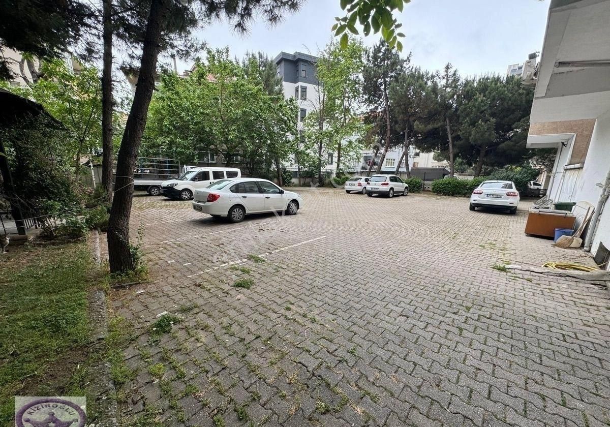 Maltepe Altayçeşme Satılık Dükkan & Mağaza 100m2 düz ayak bahçeli otoparklı dükkan 68.7m2 geniş arsa payı