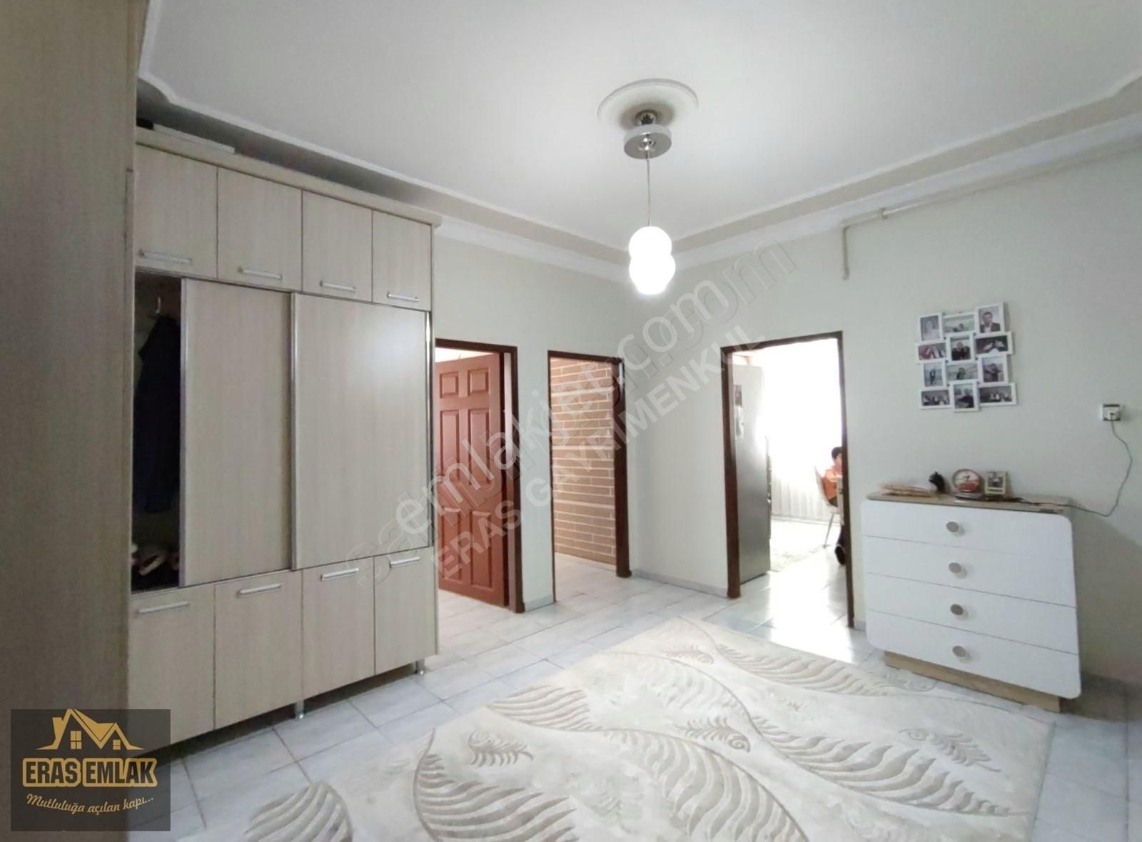 Kayapınar Diclekent Satılık Daire ERAS EMLAK'TAN DİCLEKENT ANA CADDE ÜZERİ SATILIK 3+1 DAİRE