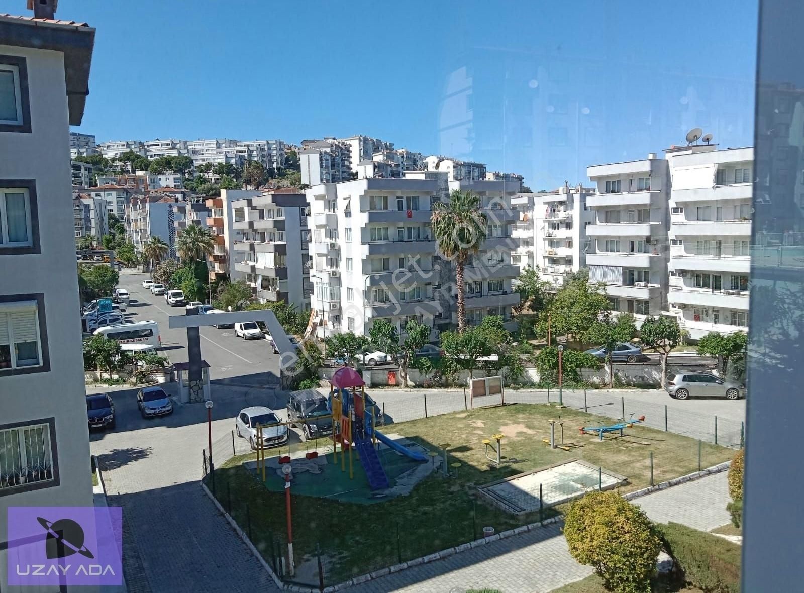 Kuşadası Hacıfeyzullah Satılık Daire KADINLAR DENİZİ DOĞAL GAZLI 2+1 FERAH DAİRE