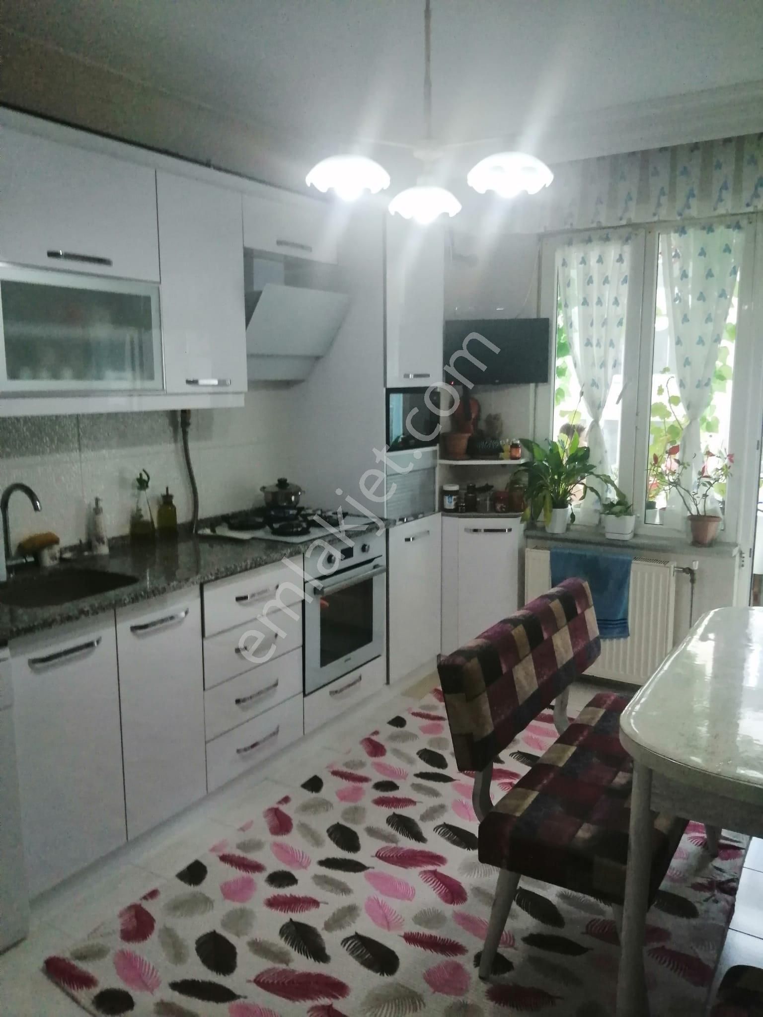 Çorlu Muhittin Satılık Daire  ÇORLU MUHİTTİN MAHELLESİNDE SATILIK 3+1 DAİRE KAPALI OTOPARKLI