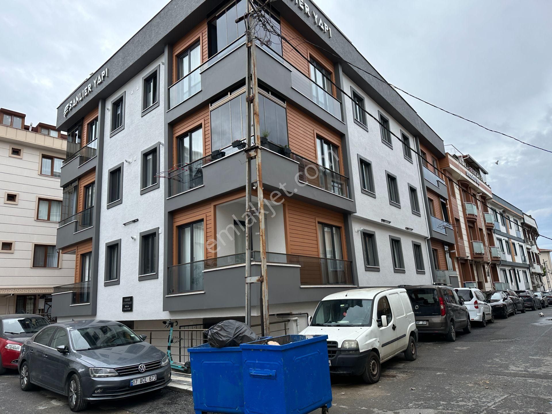 Üsküdar Ünalan Satılık Daire  Yankı'dan Ünalan'da E-5'e Paralel 180 m2 Sıfır 4+2 Dubleks Daire