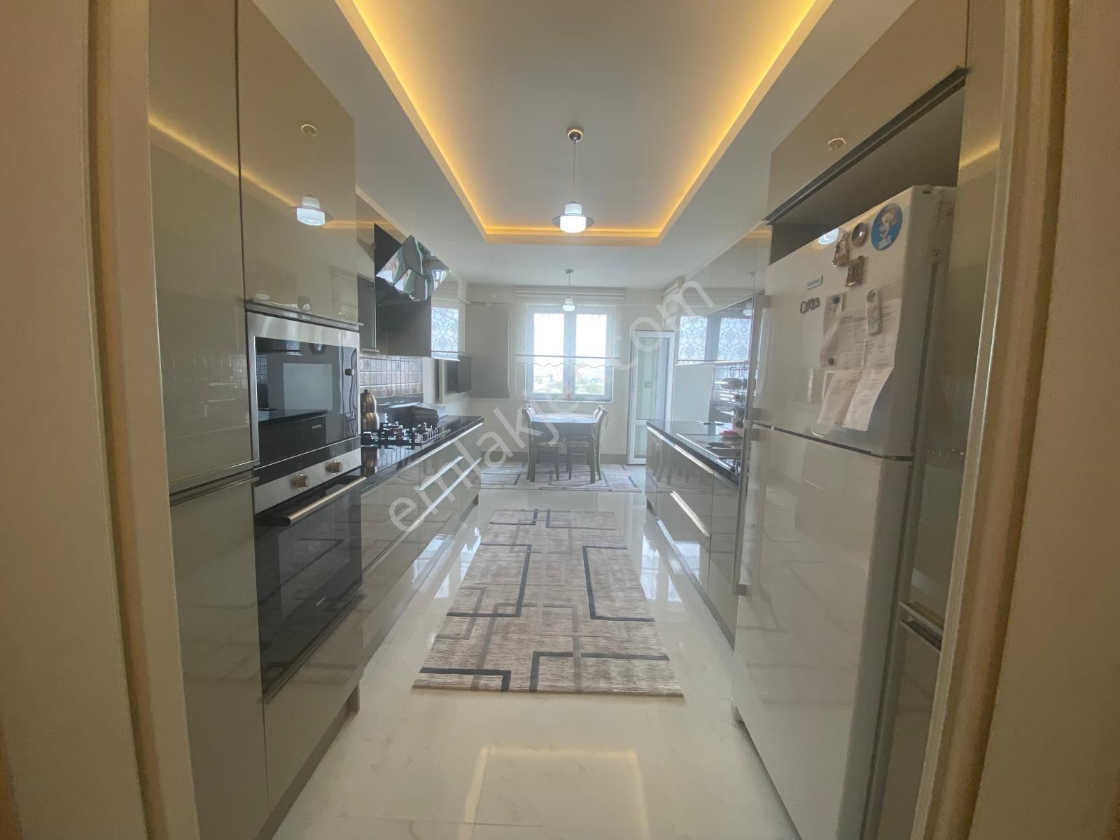 Yakutiye Ömer Nasuhi Bilmen Satılık Residence  BOSTANCIOĞLU SATILIK 4+1 LÜKS DAİRE