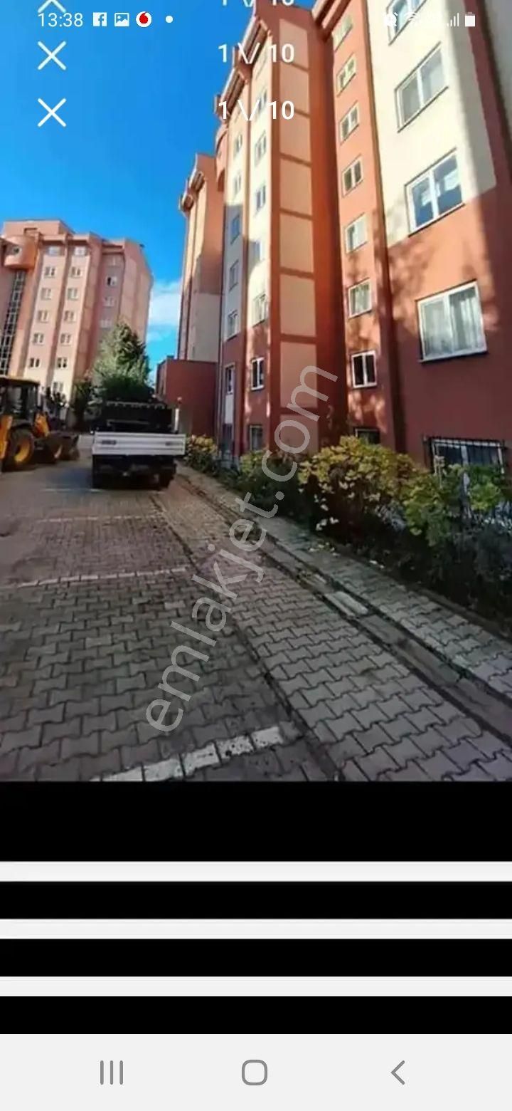 Akçaabat Yıldızlı Satılık Daire 3+1,1.kat,135m2