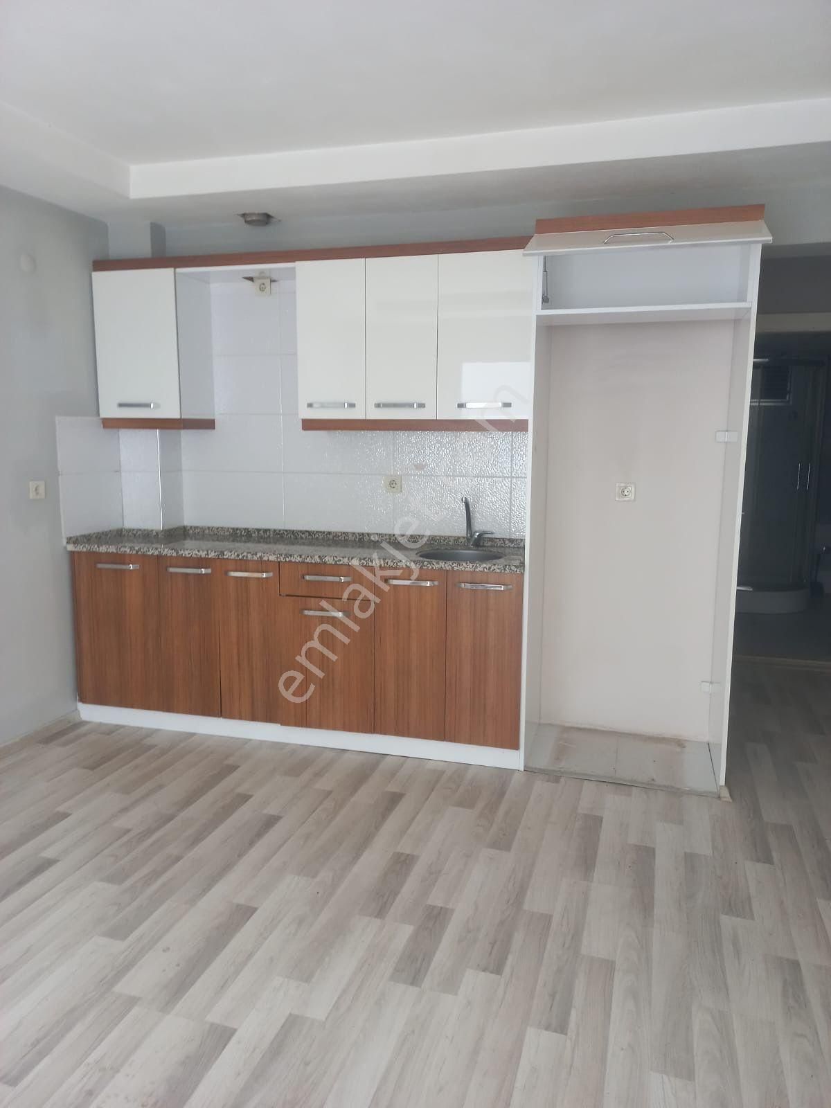 Efeler Güzelhisar Kiralık Daire Güzelhisar mahallesi 1+1 eşyasız