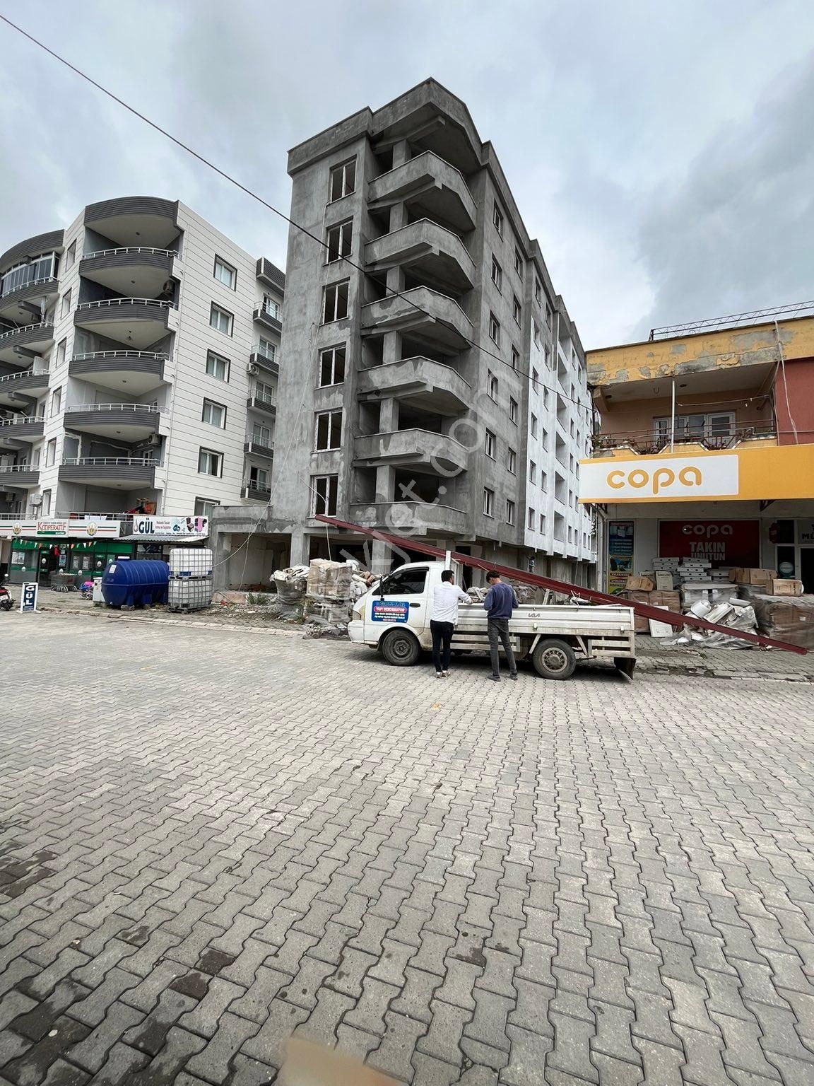 Düziçi Uzun Banı Satılık Daire AZ KATLI DEPREM SONRASI YAPIDA SATLIK SIFIR DAİRELER