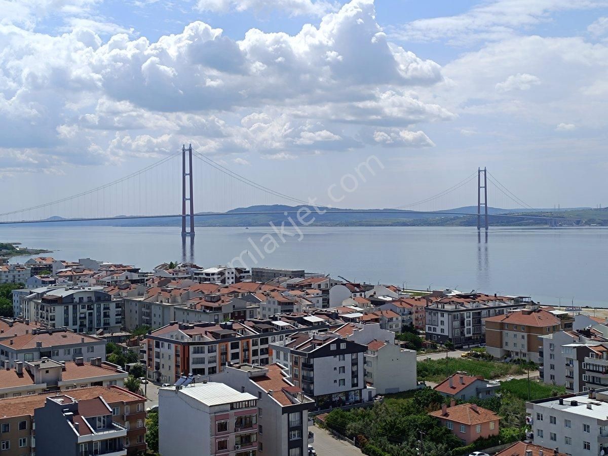 Lapseki Cumhuriyet Satılık Daire Boğaz ve Köprü Manzaralı DARDANEL TOWER 3+1  140 m2 Balkonlu Otoparklı