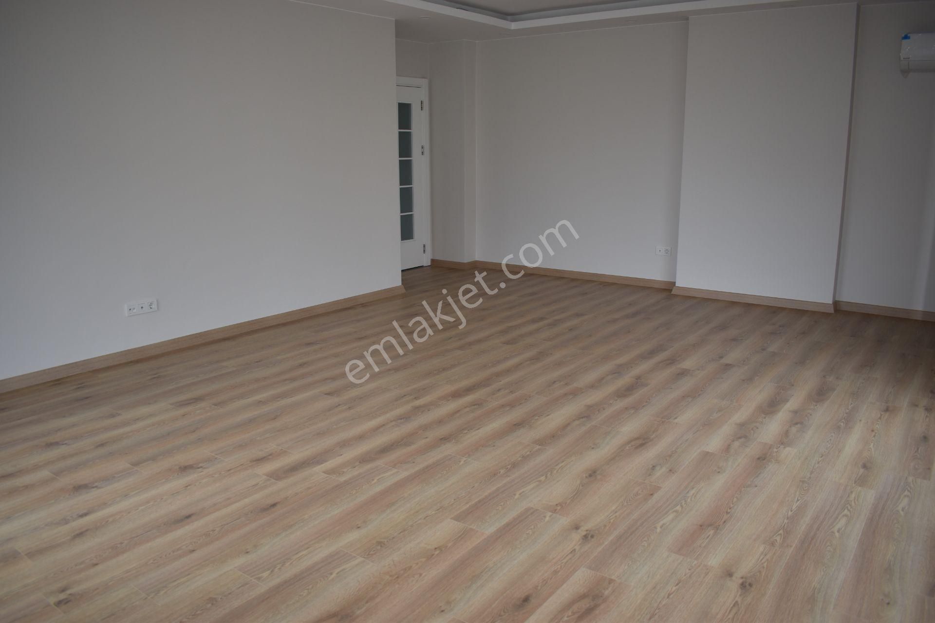 Büyükçekmece Mimaroba Mah De Ultra Lüks Sitede Geniş Sıfır 3+1 Satılık Daire - Görsel 4