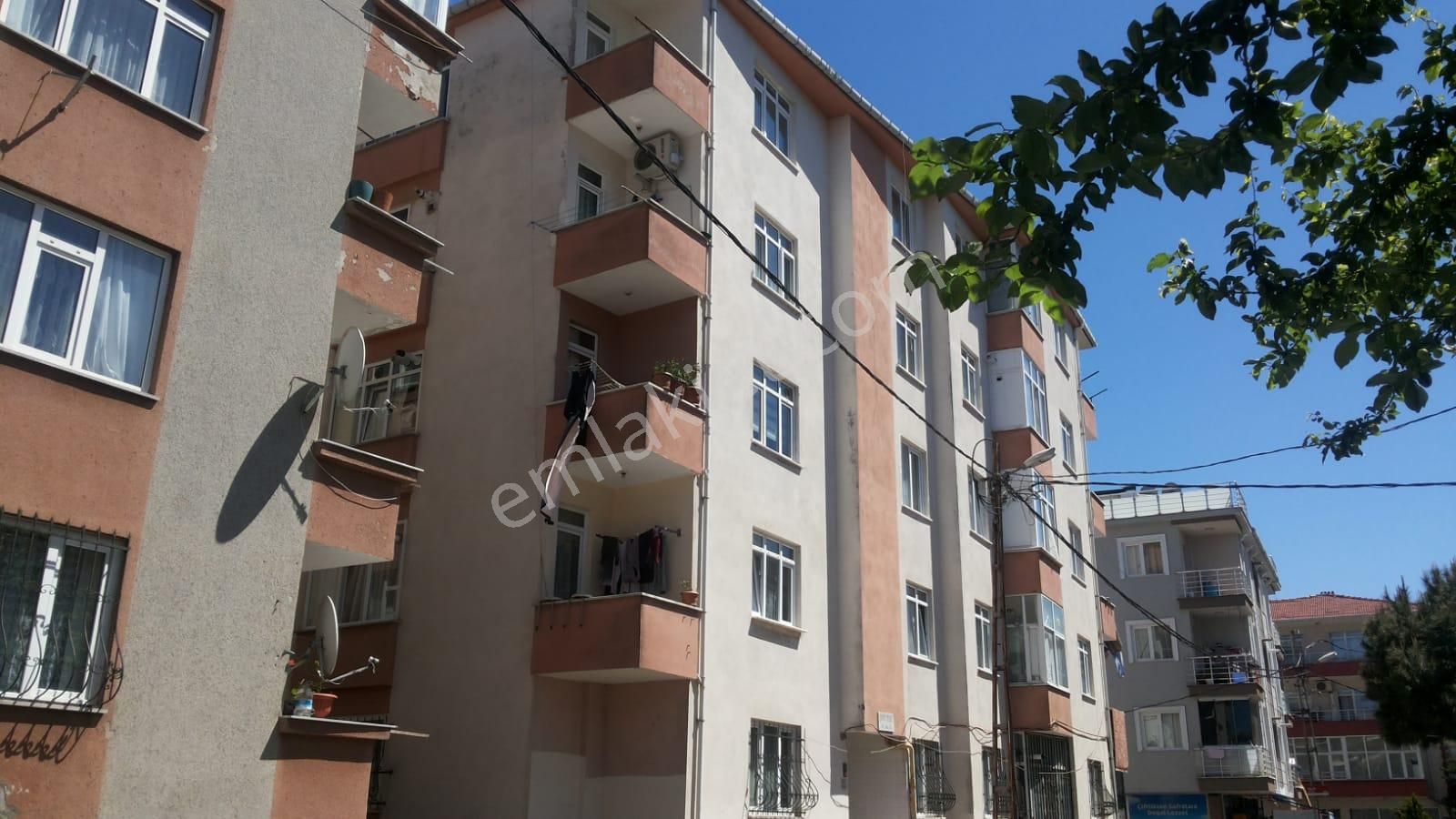 Ümraniye Namık Kemal Satılık Daire  Ümraniye N.Kemalde 2+1 Satılık 85M Sıfır 1.Kat İskanlı Daire No:494