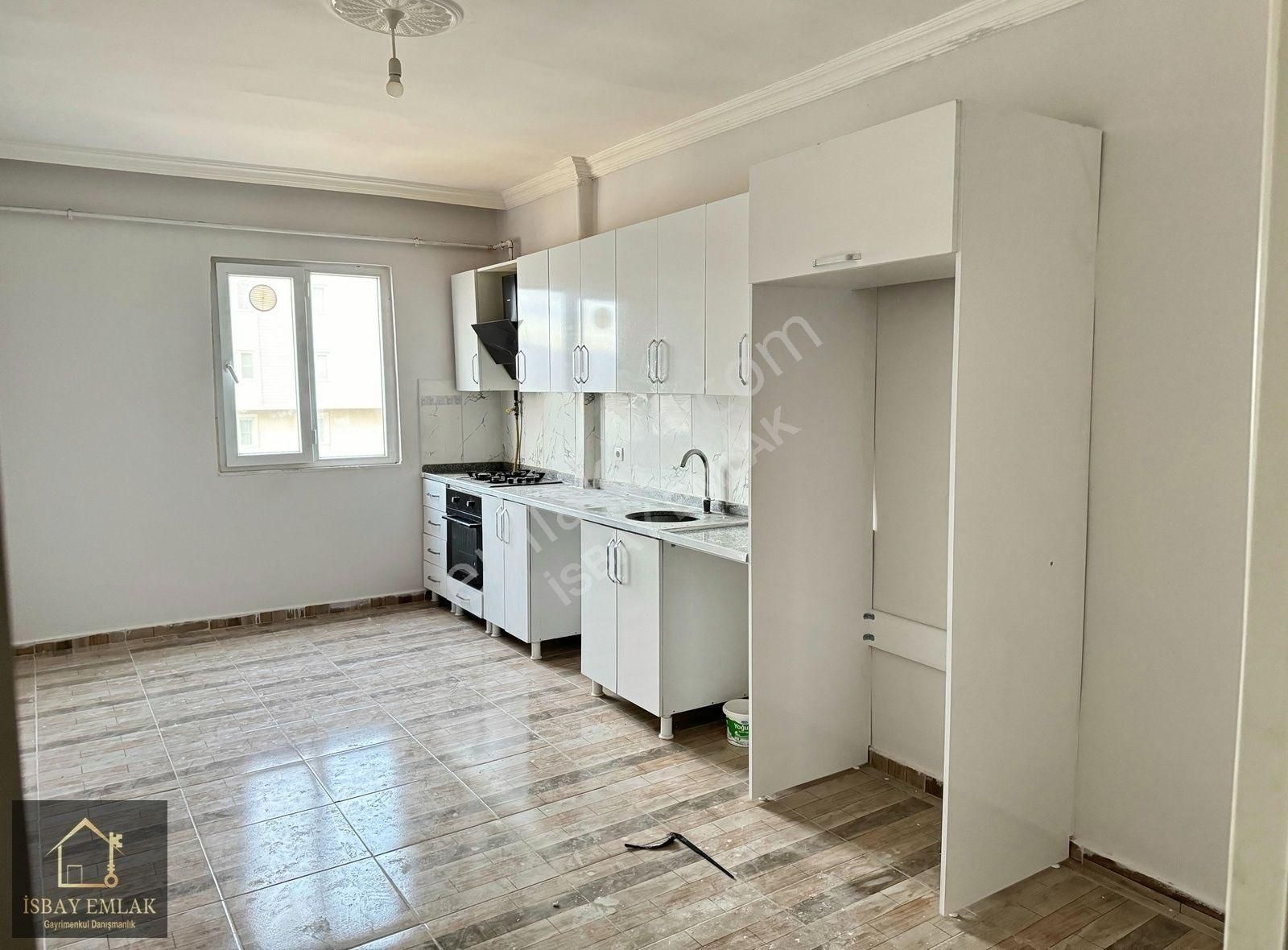 Artuklu 13 Mart Satılık Daire ESKİ AVM ARKASI ÖZGÜN 3 APT. SATILIK GENİŞ 2+1 DAİRE_İSBAY EMLAK