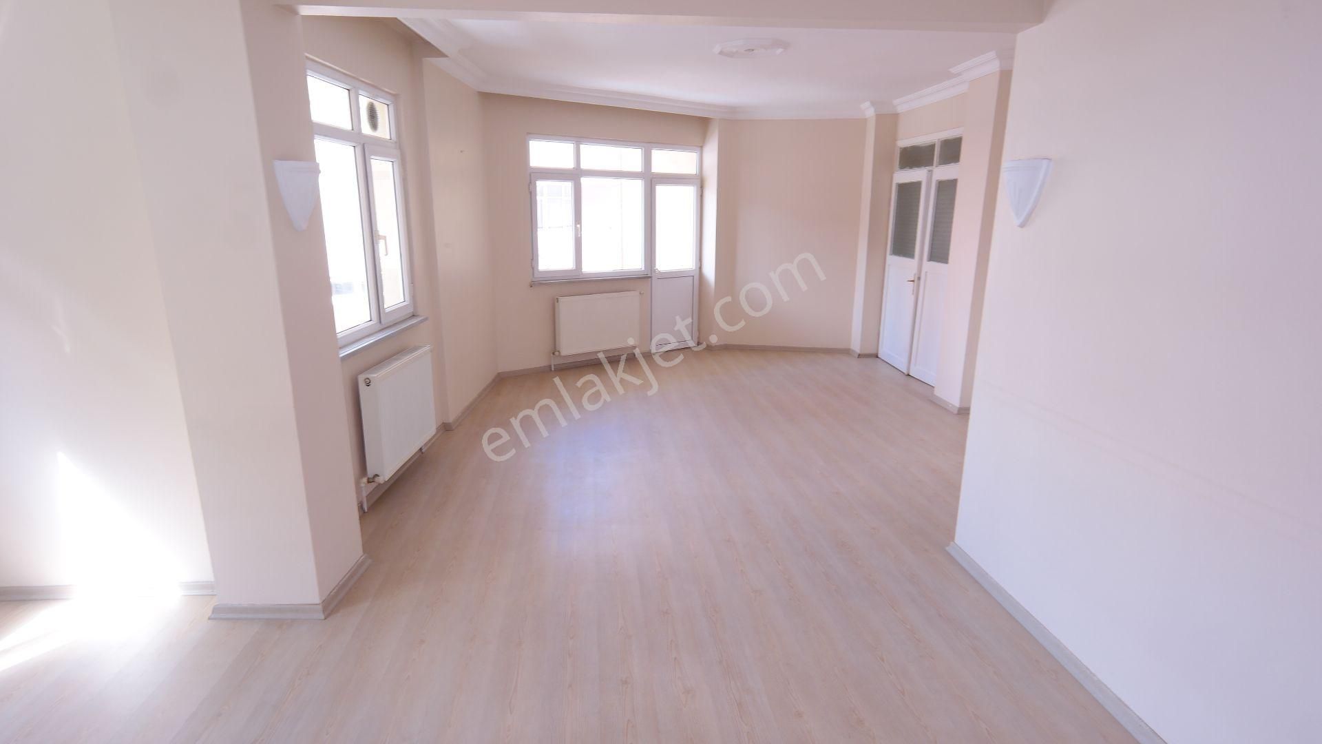 Pendik Esenyalı Satılık Daire SATILIK DAİRE PENDİK ESENYALI MAHALLESİ 