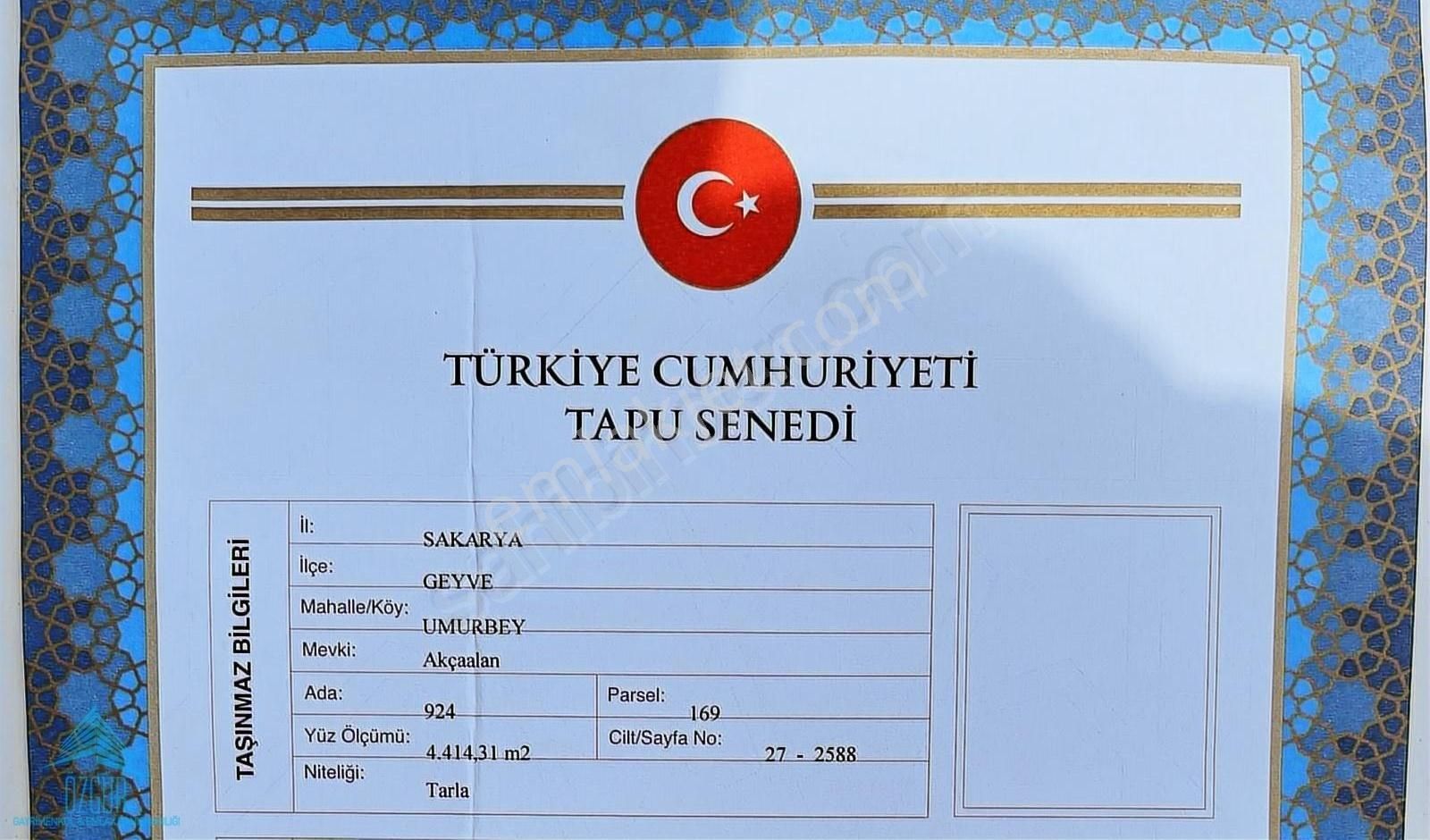 Geyve Umurbey Satılık Tarla GEYVE UMURBEY'DE MUHTEŞEM MANZARALI CEVİZ BAHÇESİ