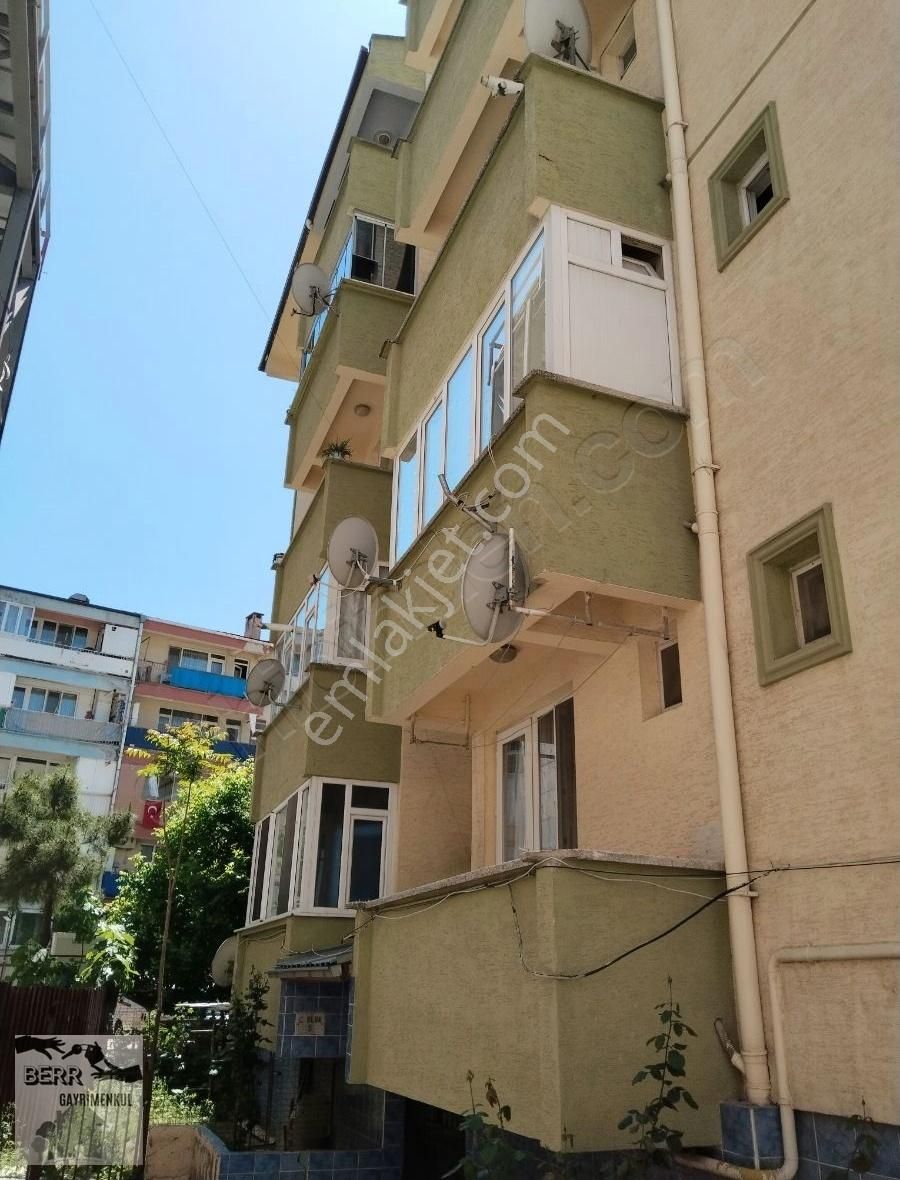 Gemlik Dr. Ziya Kaya Satılık Daire BERR GAYRİMENKULDEN DR.ZİYAKAYA MAH.SATILIK DAİRE