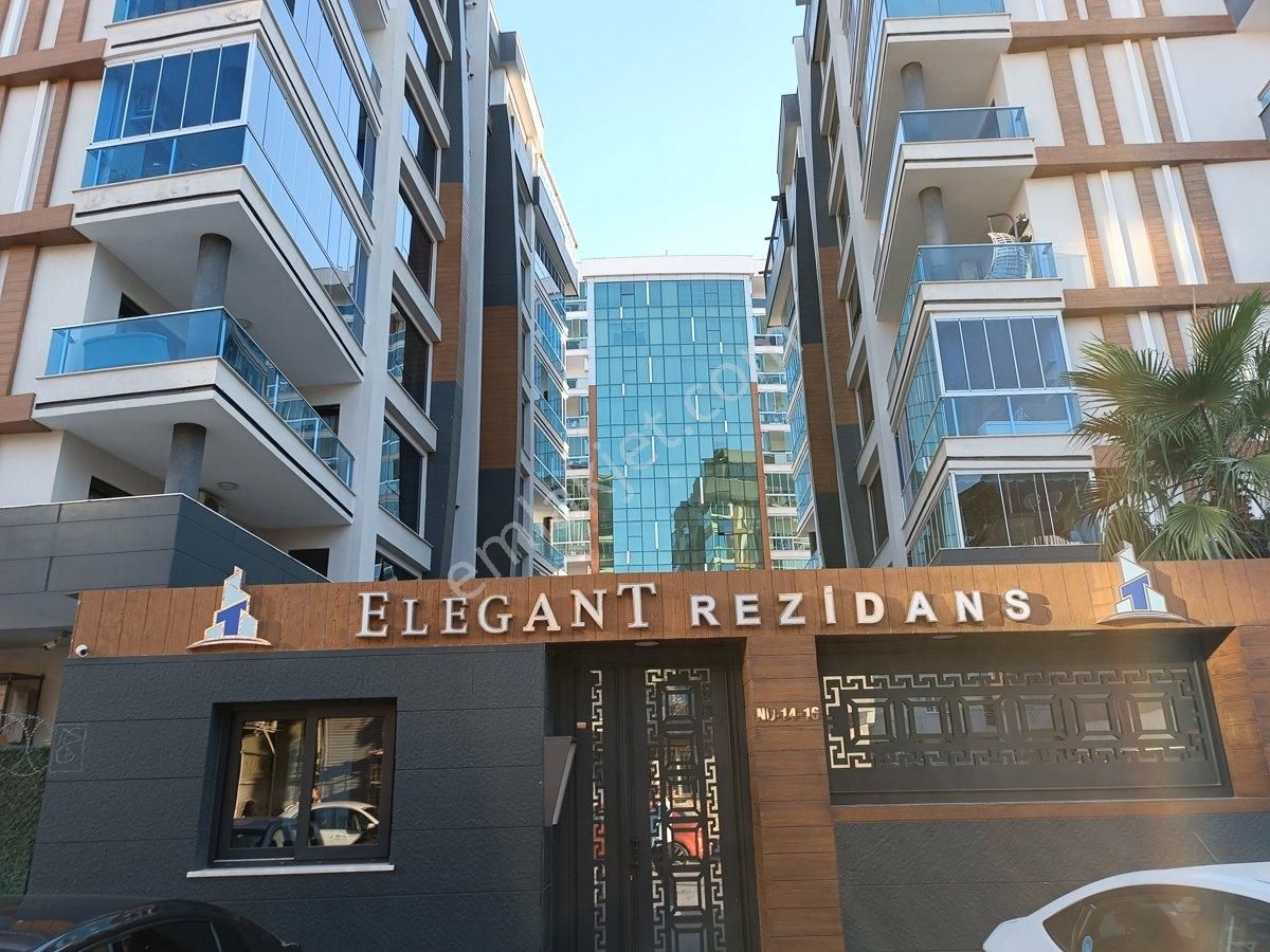 Buca Yıldız Satılık Daire Satılık ELEGANT REZİDANS'ta 3+1 Daire