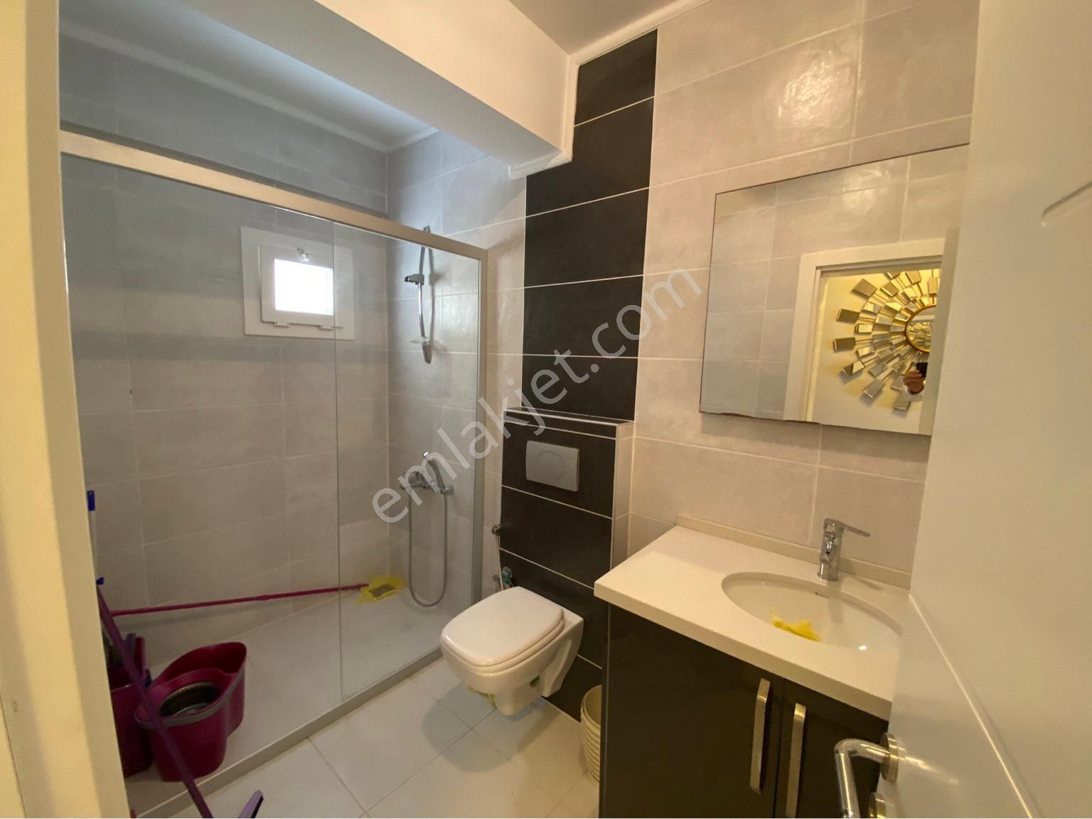 Kuşadası Merkezde Villa Tadında Özel Havuzlu Deniz Manzaralı Ters Dubleks - Görsel 30