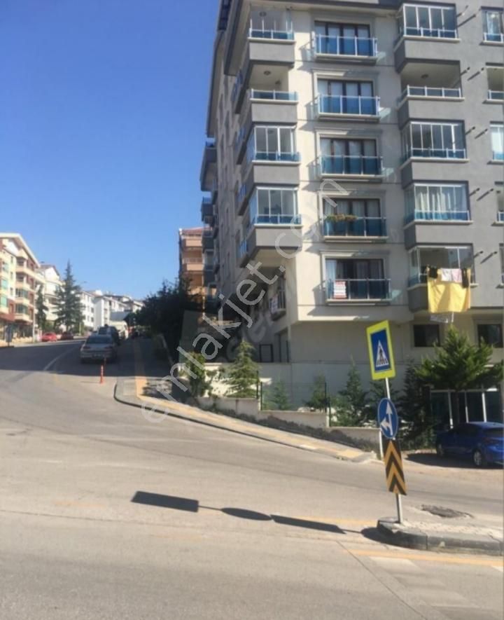 Çankaya Bademlidere Satılık Daire ÇANKAYA GOP KIRKKONAKLAR PARALELI YENI 110 M2 2,5+1 DAIRE SATILIK 