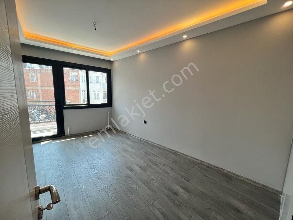 Esenyurt Talatpaşa Satılık Daire   ESENYURT TALATPAŞADA 2+1 KREDİYE UYGUN SATILIK KULLANIŞLI DAİRE