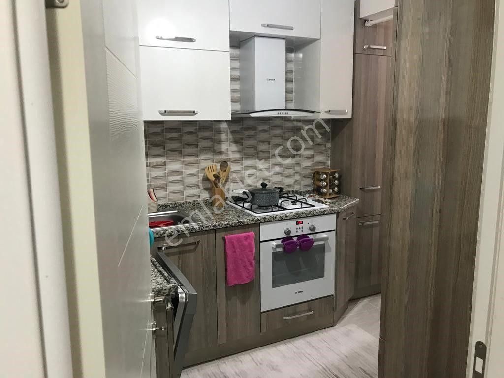 Çorlu Reşadiye Satılık Daire  ÇORLU REŞADİYE MAHALLESİNDE SATILIK ARA KAT 2+1 DAİRE