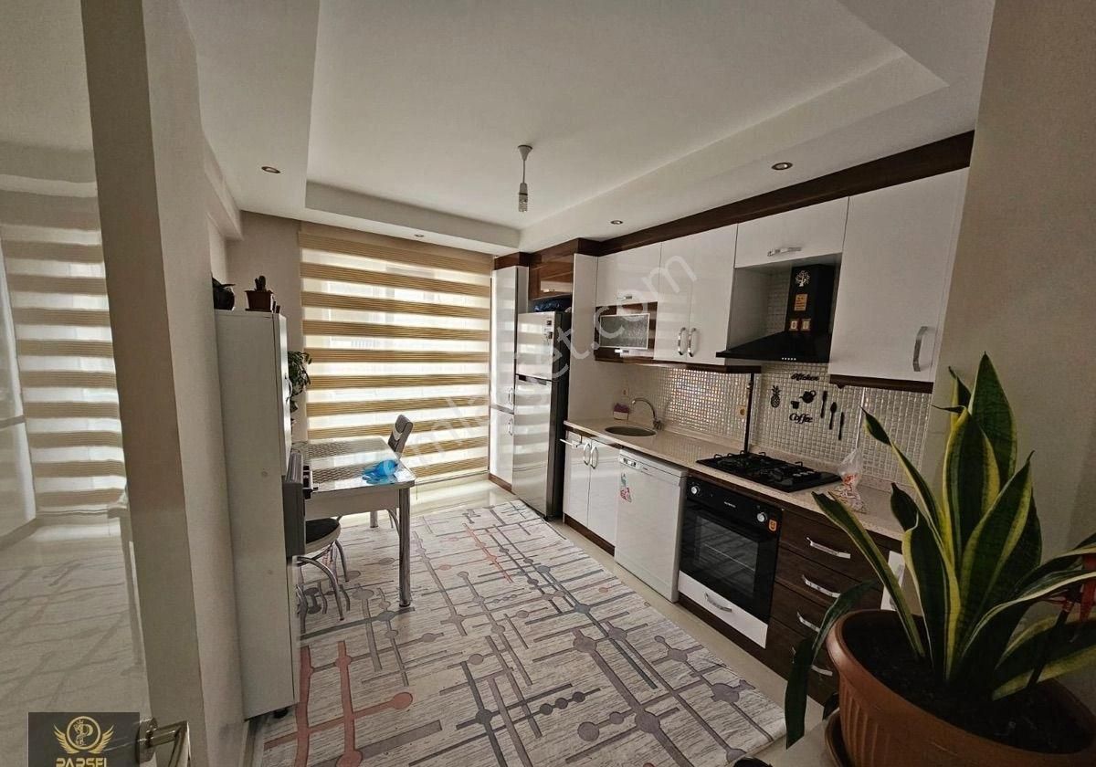 Merkezefendi Akkonak Satılık Daire AKKONAKTA 6 YAŞ 115 m2 2+1 SÜPER KONUMLU DAİRE