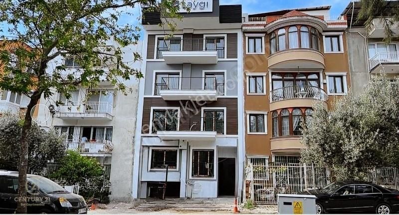 Bornova Kazımdirik Satılık Daire CENTURY 21 BAL KAZIM DİRİK MAH. KURTULUŞ PARKI MANZARALI SATILIK