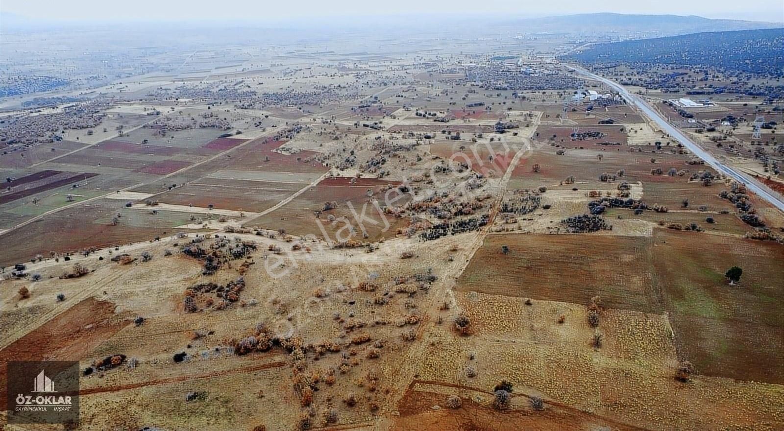 Akören Tülce Satılık Tarla Özoklardan Akören Tülcede Asfalta Yakın Müthiş Fiyatta Tarlalar