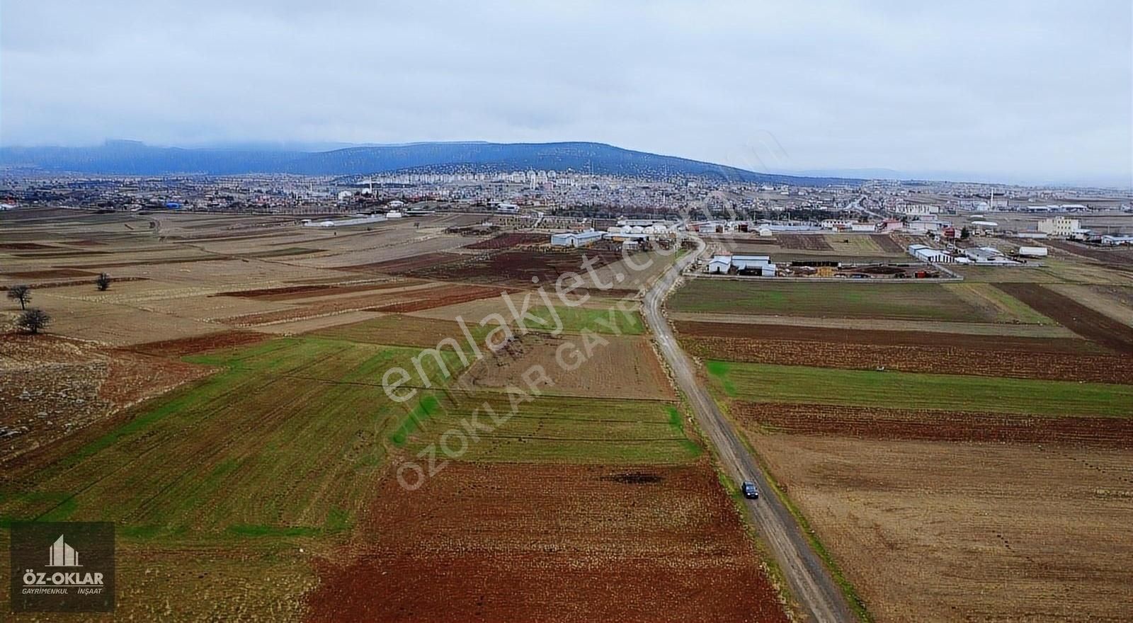 Akören Hacılar Satılık Tarla Özoklardan Akören Hacılarda Sanayi İmar Alan İçnde Satılık Tarla