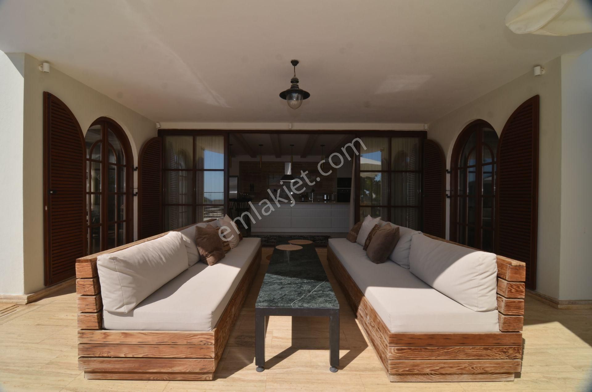 Alanya Tepe Mah Oasis Sky Club' Ta Satılık Özel Yüzme Havuzlu Villa - Görsel 15