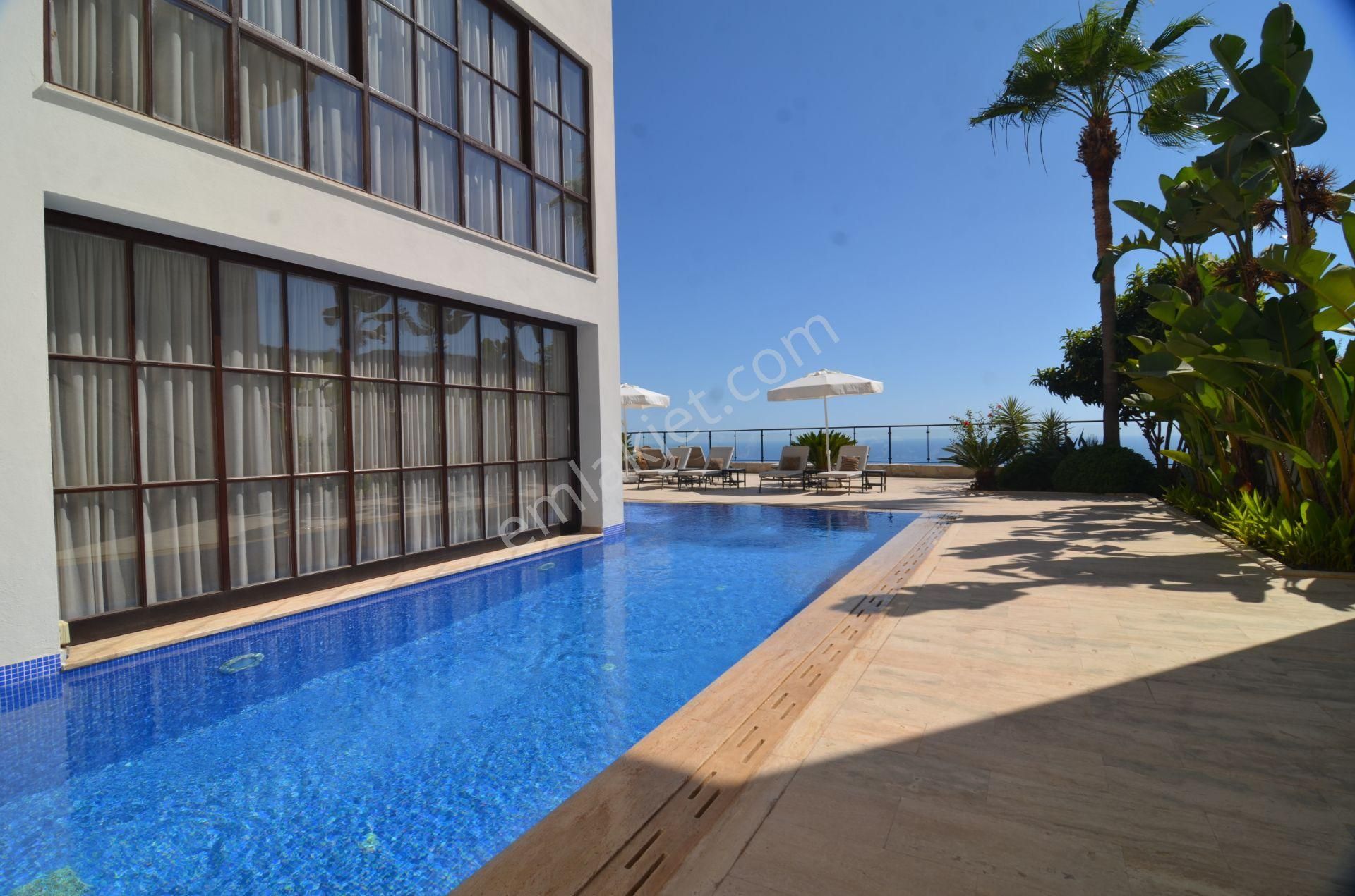 Alanya Tepe Mah Oasis Sky Club' Ta Satılık Özel Yüzme Havuzlu Villa - Görsel 11