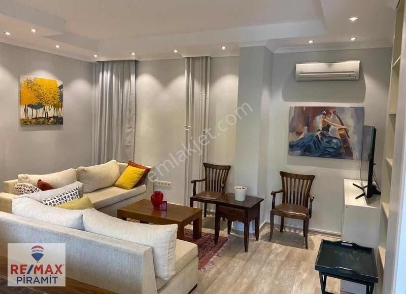 Kadıköy Acıbadem Kiralık Daire YABANCIYA VE KISA,ORTA DÖNEM KİRALAMAYA UYGUN GENİŞ EŞYALI 1+1