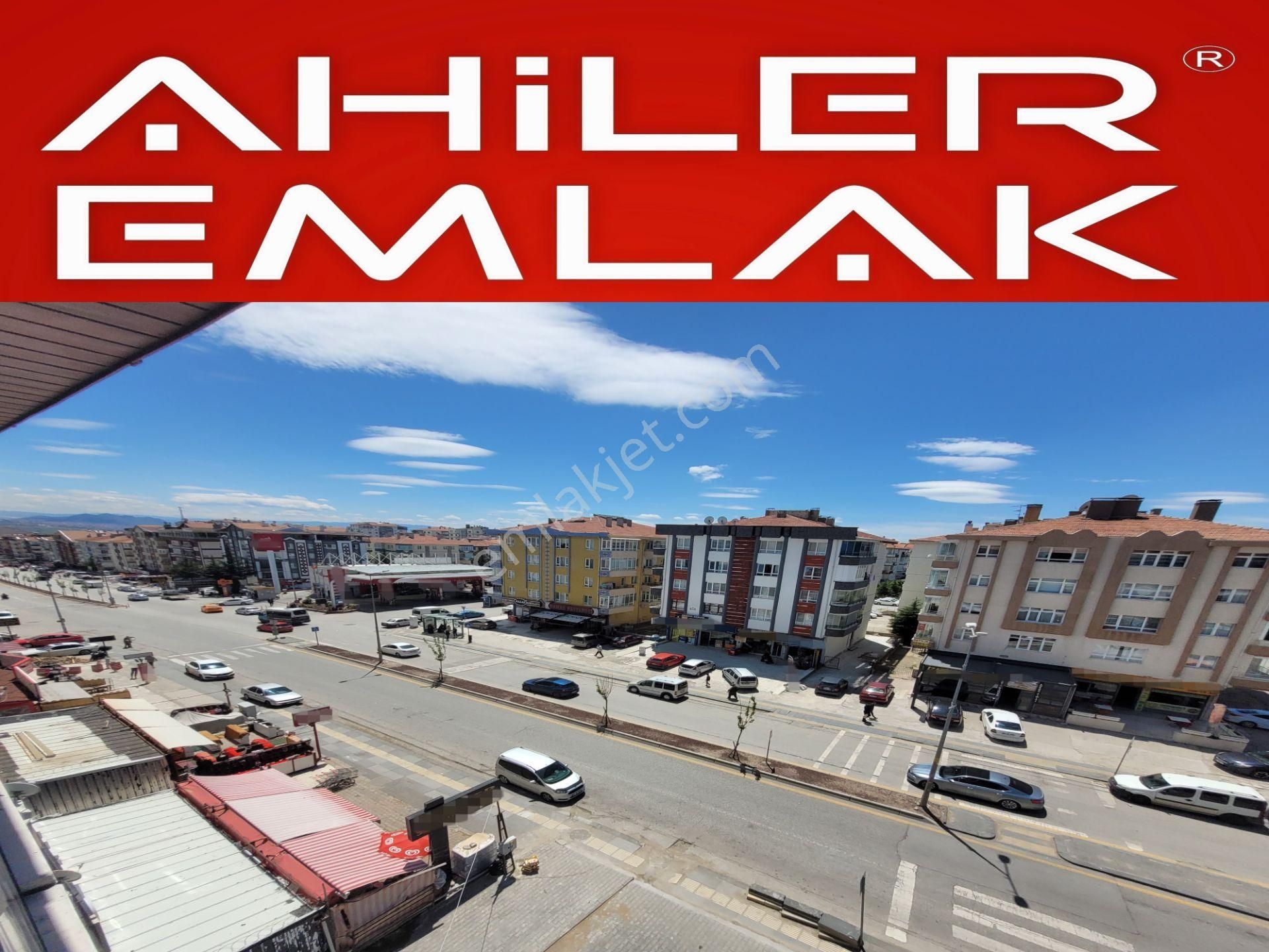 Keçiören Karakaya Satılık Daire  AHİLERDEN CADDE ÜZERİ ARAÇ, DAİRE TAKASINA UYGUN SIFIR 4+1 DAİRE