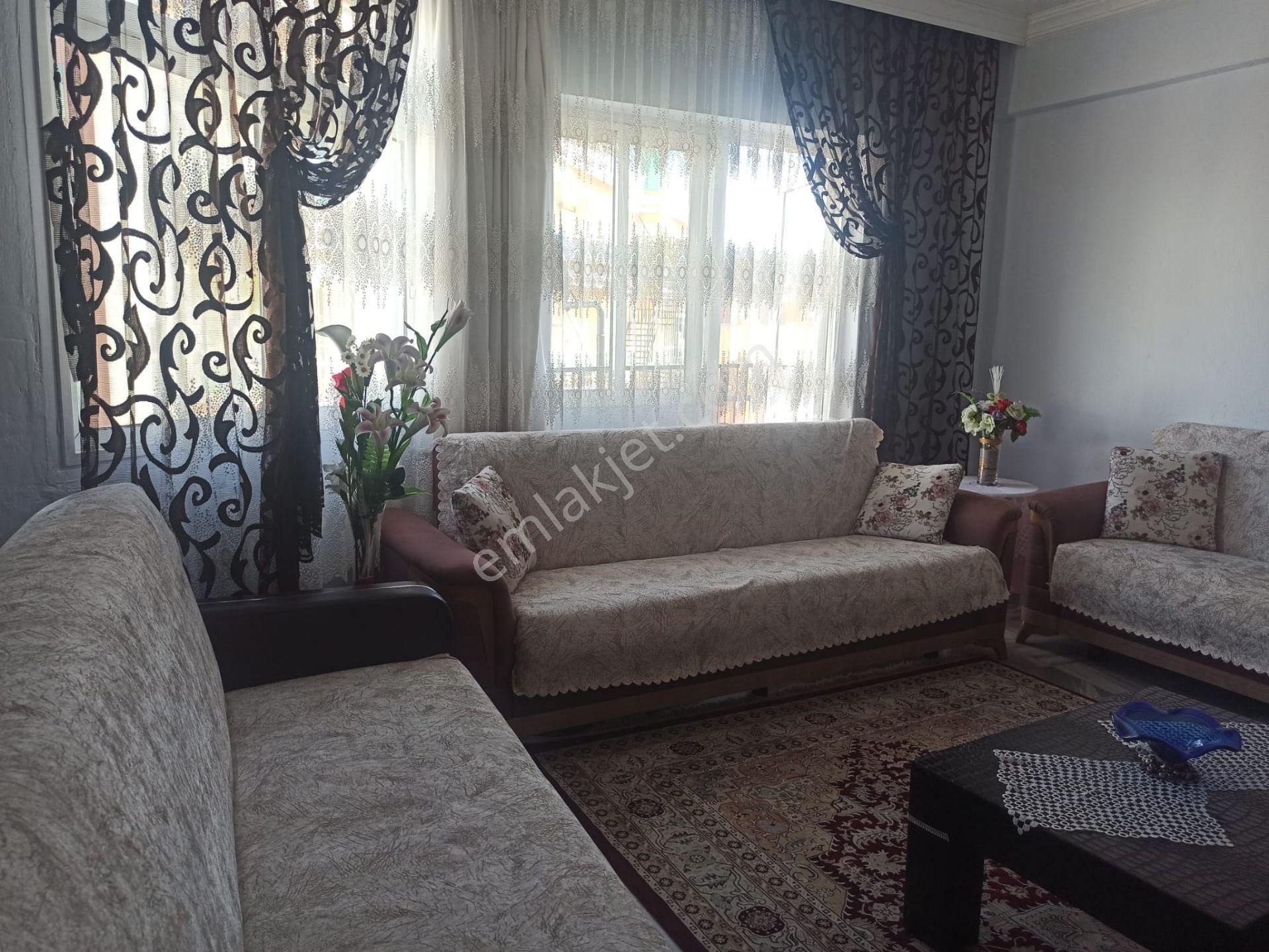 Menemen Mermerli Satılık Daire  MENEMEN MERKEZ MERMERLİDE 3+1(110m2) SATILIK DAİRE